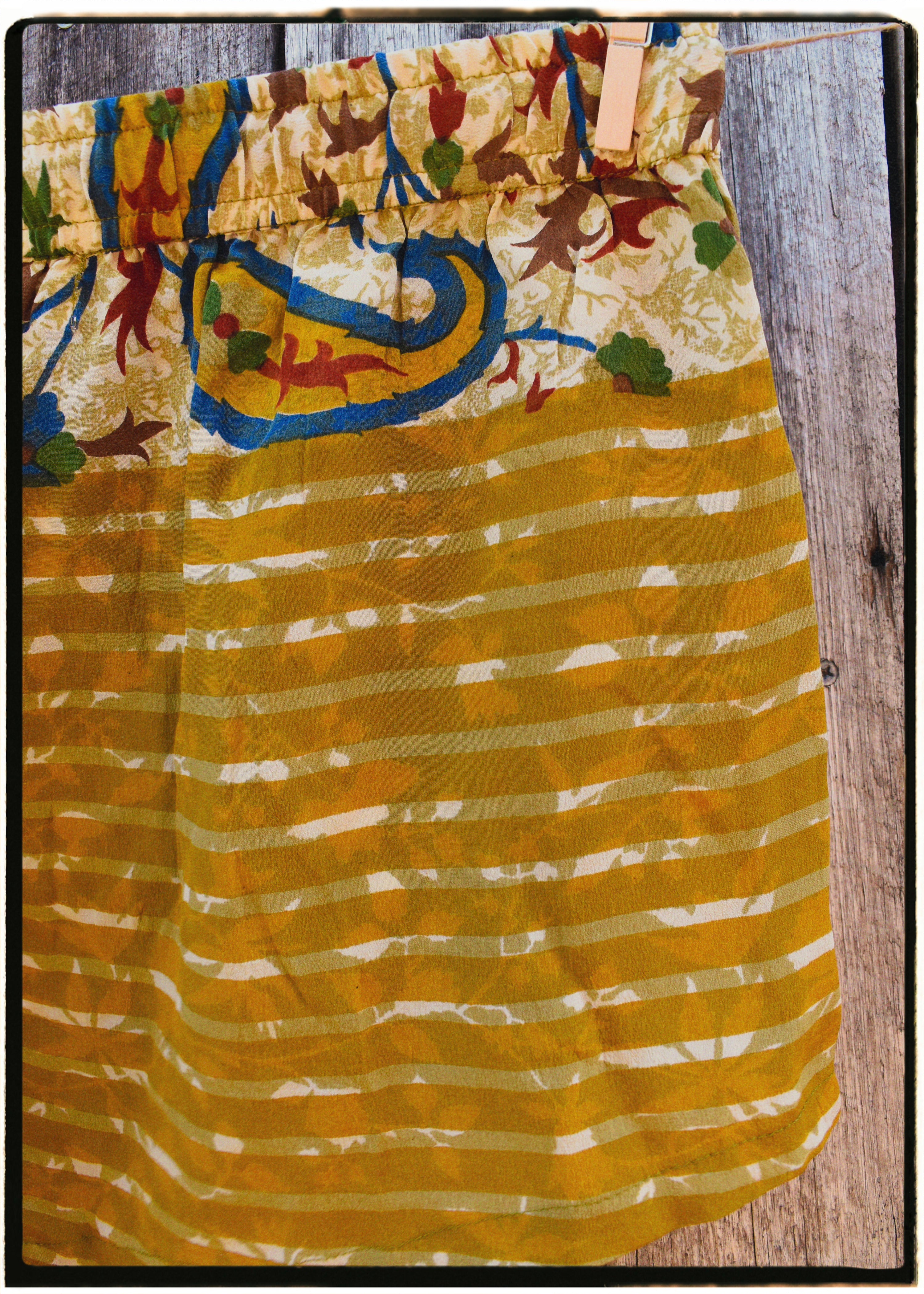 Fumaria Silk Shorts ~ Sunburn XL