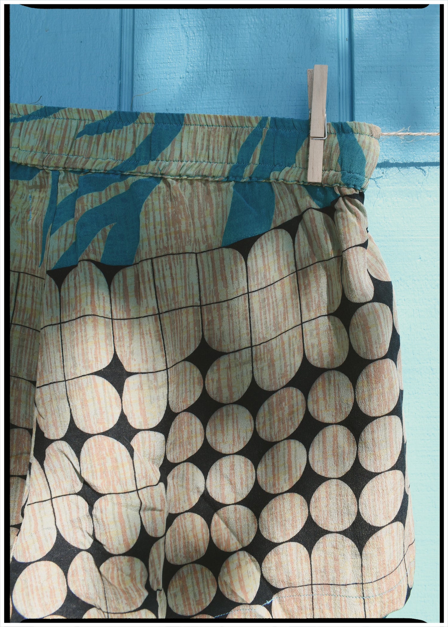 Fumaria Silk Shorts ~ Willow XL