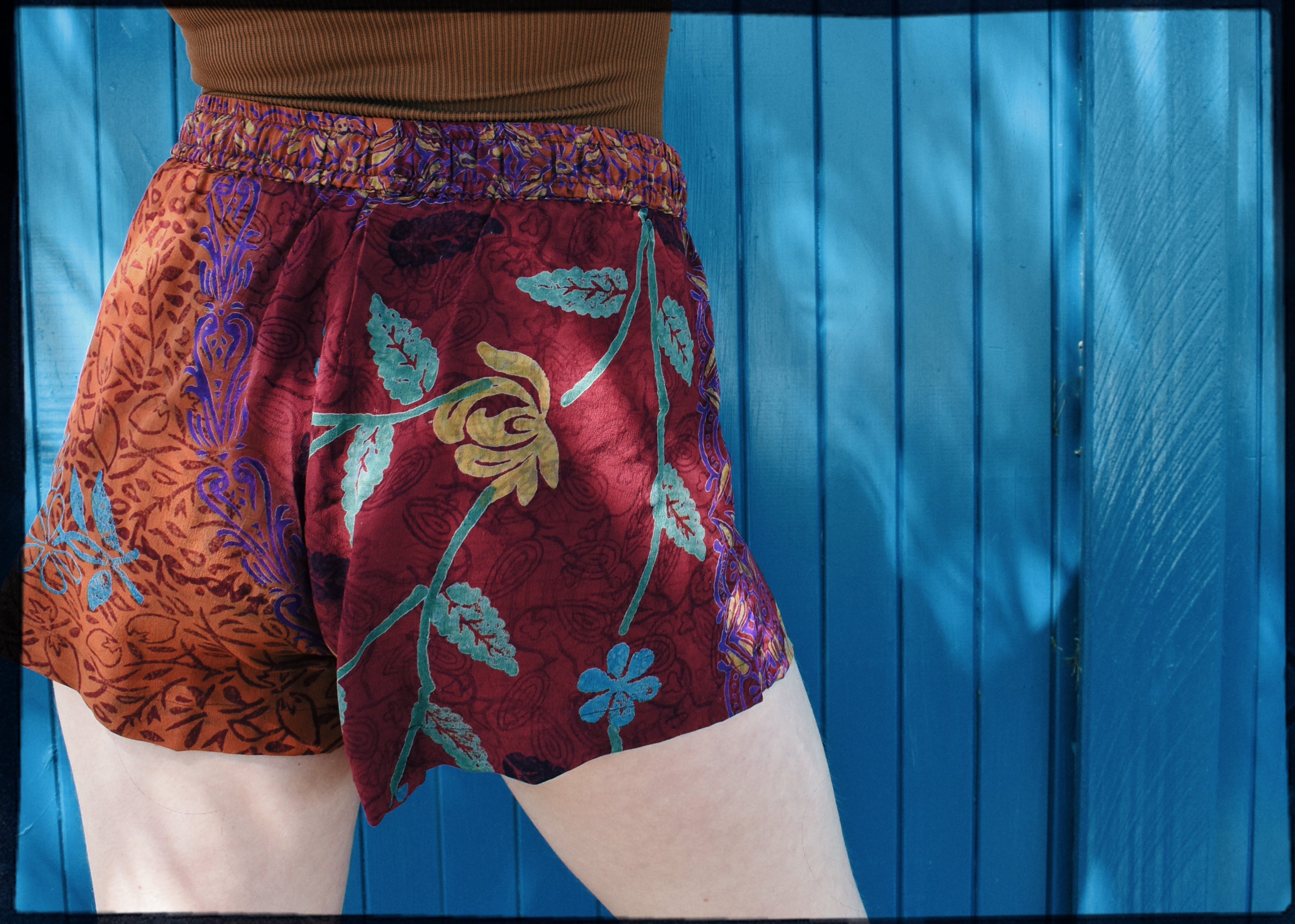 Fumaria Silk Shorts ~ Ribbon S