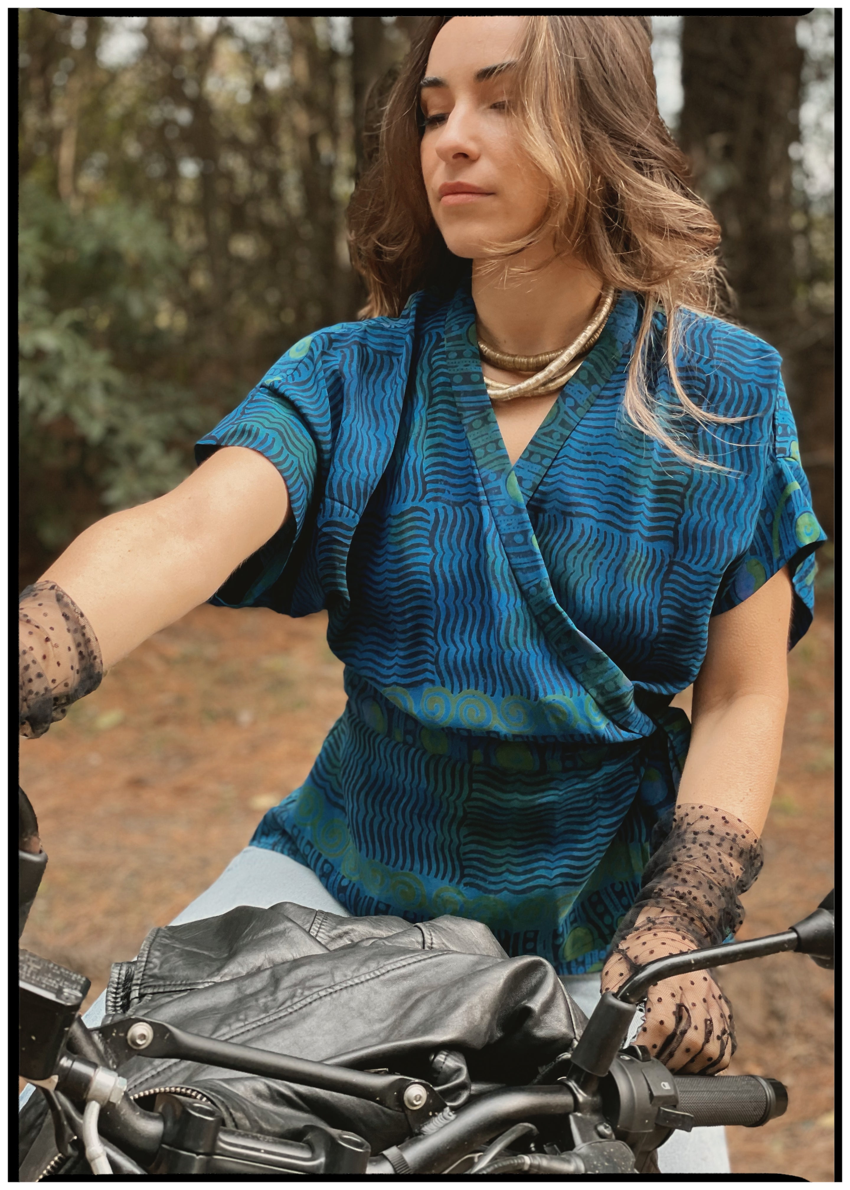 Bassia Silk Crepe Cross Tie Front Blouse ~ Maya XL