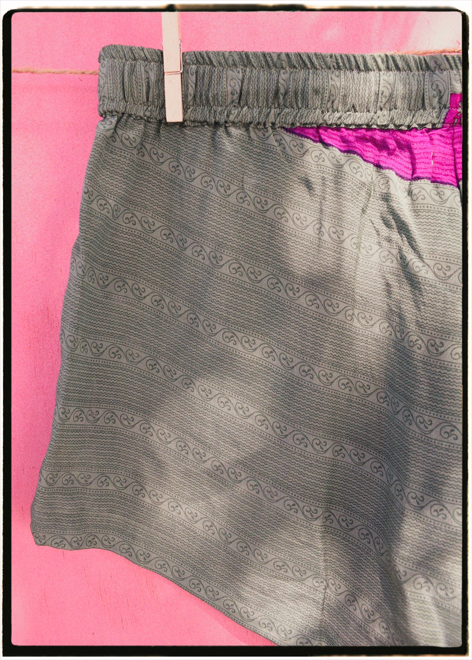 Fumaria Silk Shorts ~ Viva L
