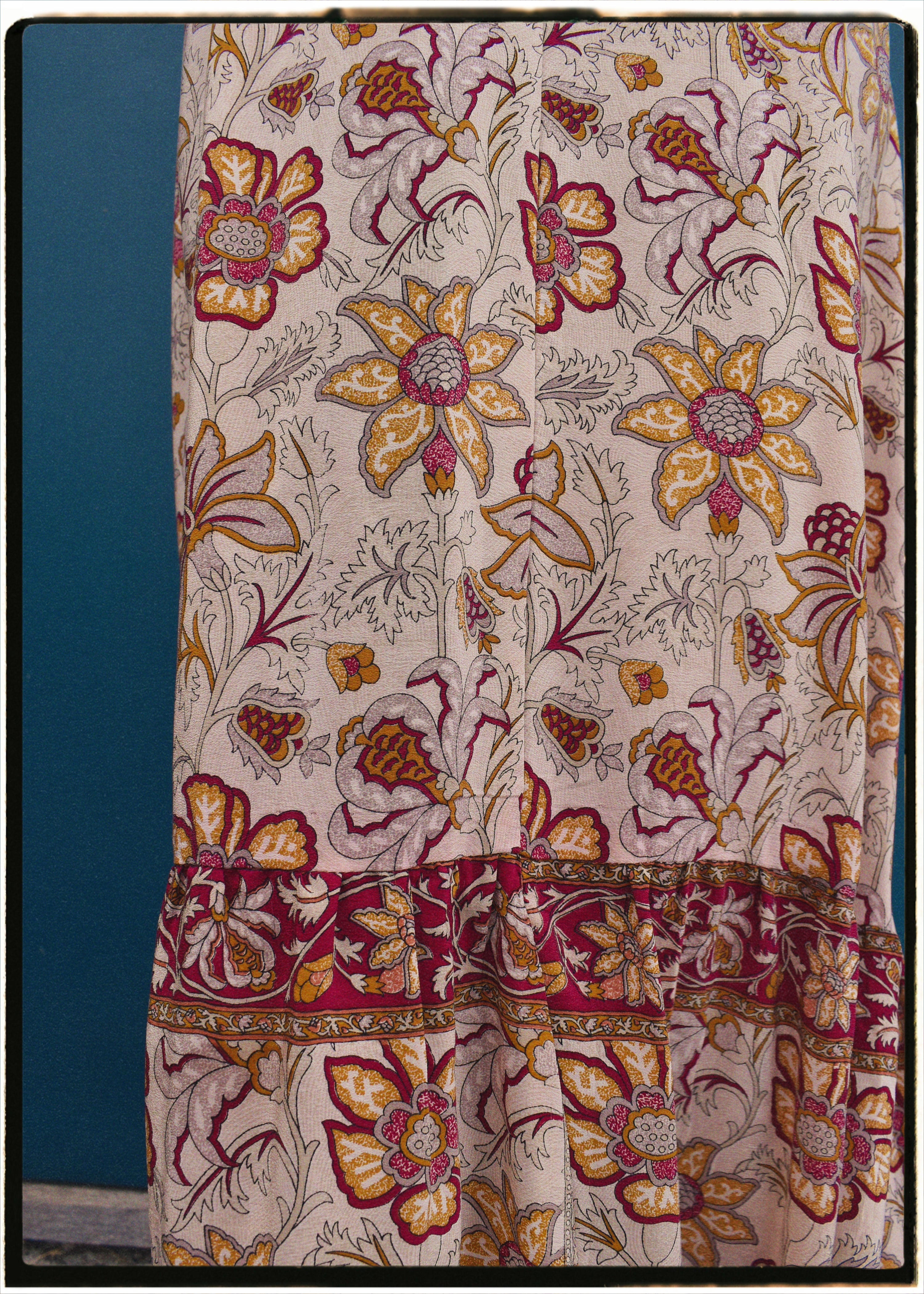 Eustoma Silk Crepe Swing Maxi Dress ~ Solitary L