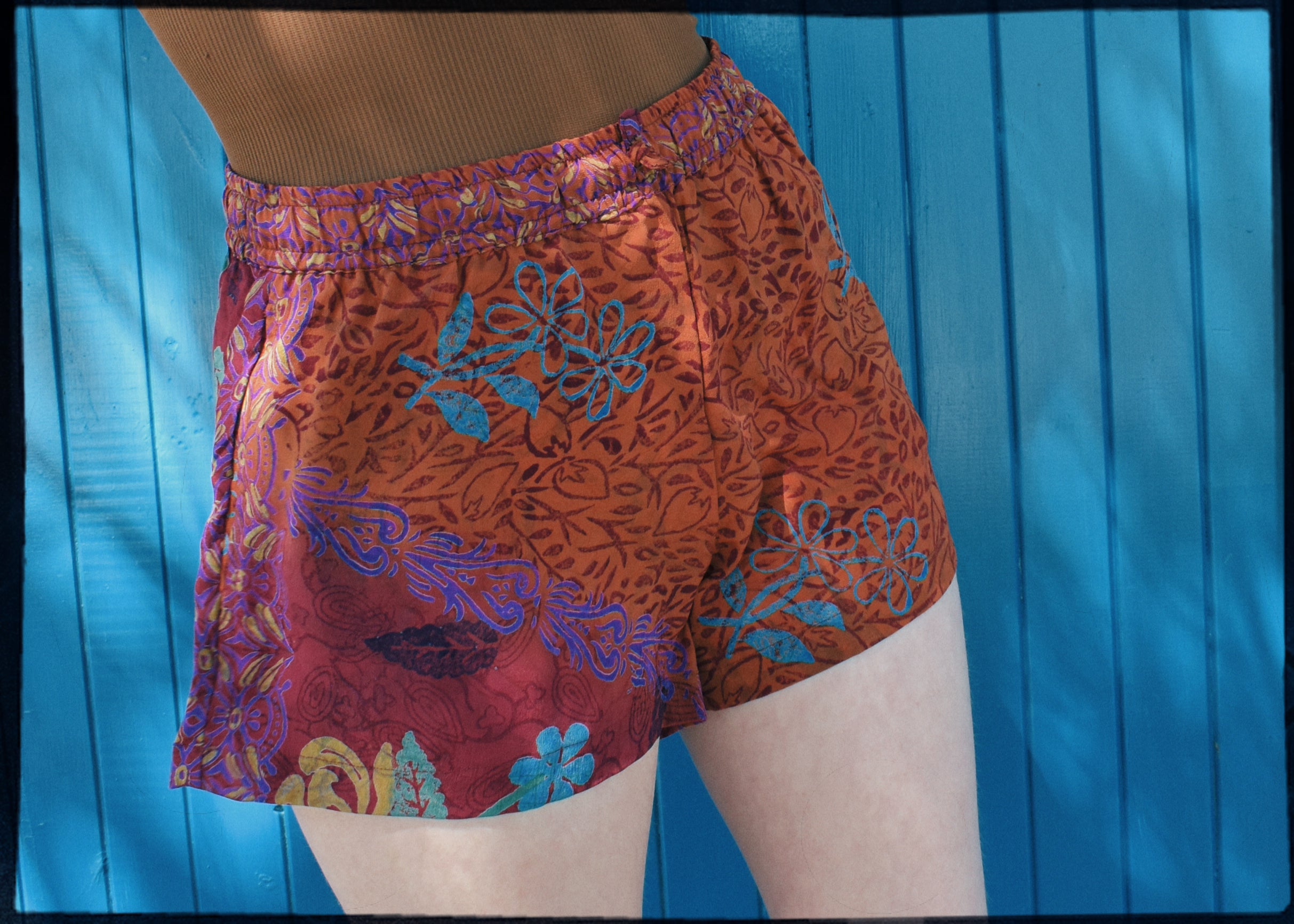 Fumaria Silk Shorts ~ Ribbon S