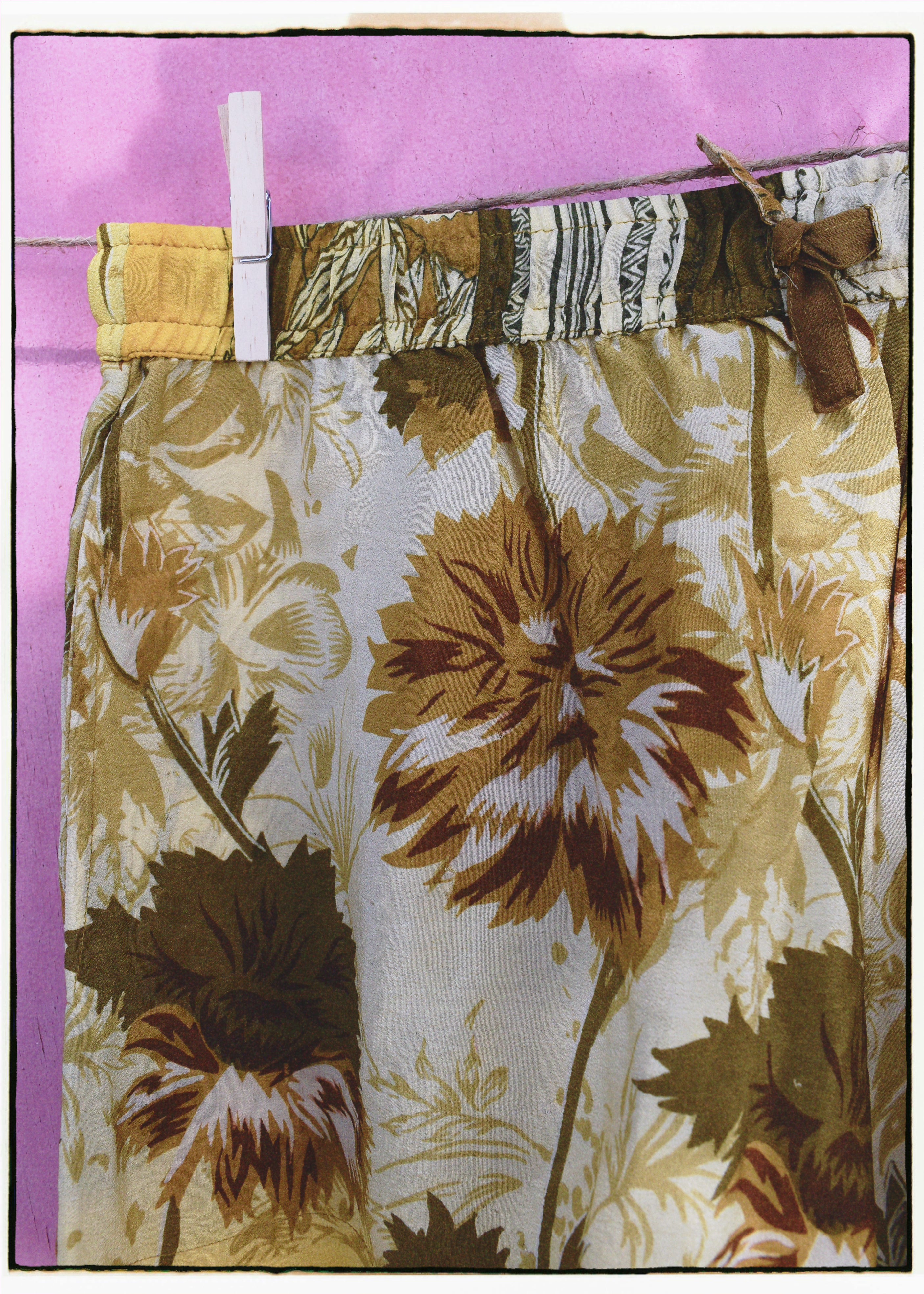 Fumaria Silk Shorts ~ Dijon L