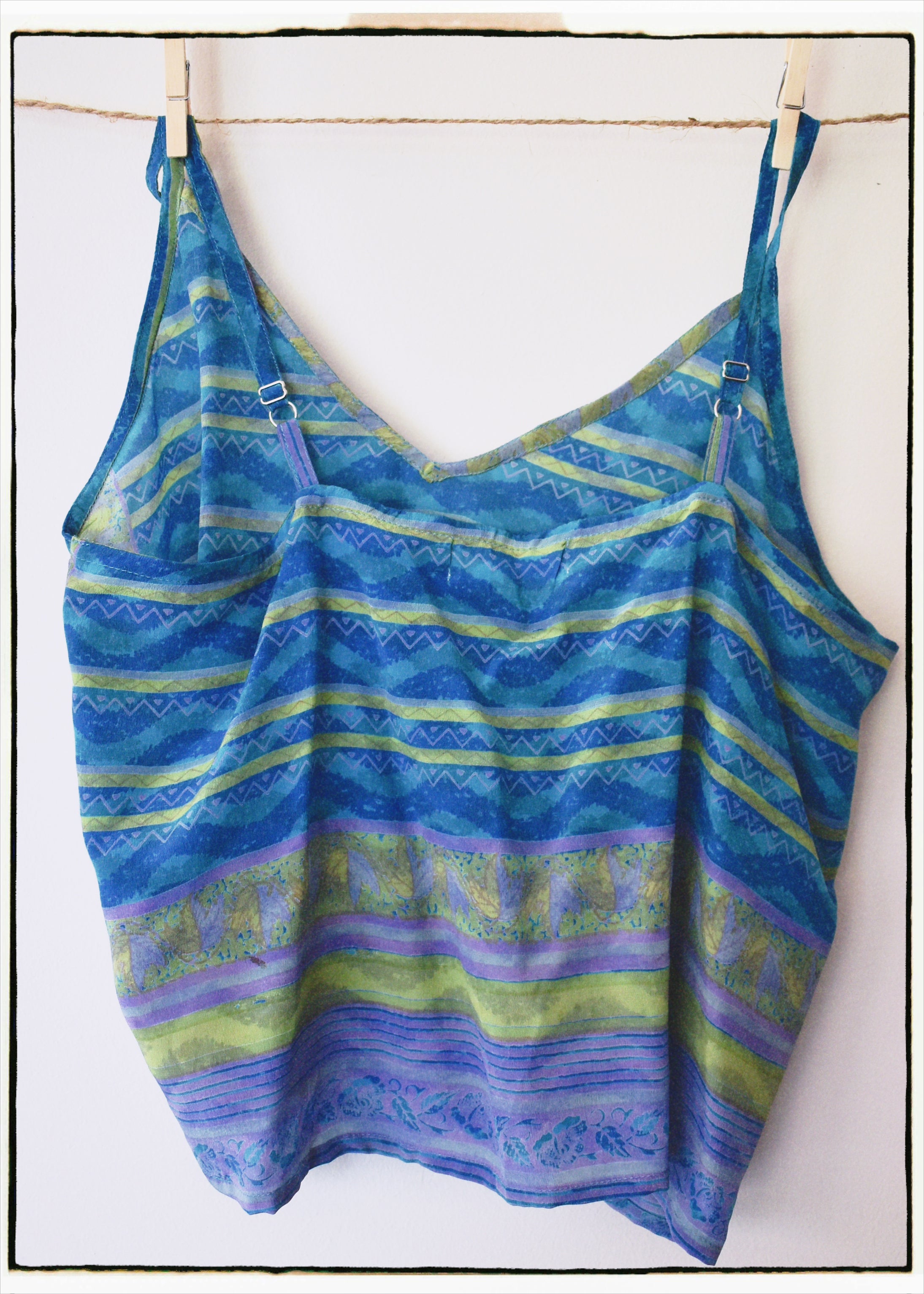 Reseda Silk Crepe Camisole Top ~ Oceania M