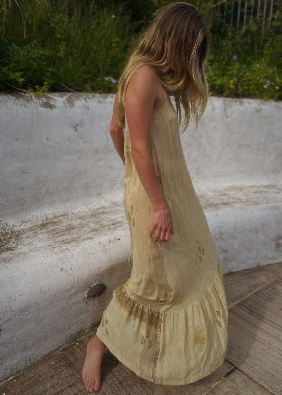 Eustoma Silk Crepe Swing Maxi Dress ~ Alesan S