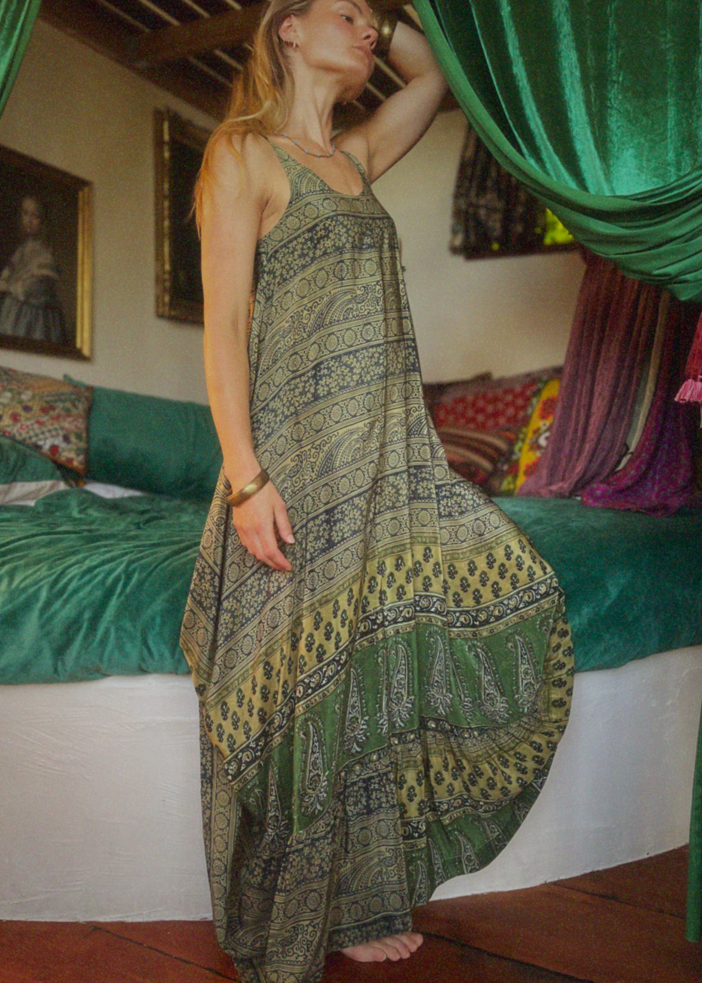 Eustoma Silk Crepe Swing Maxi Dress ~ Aventurine XS