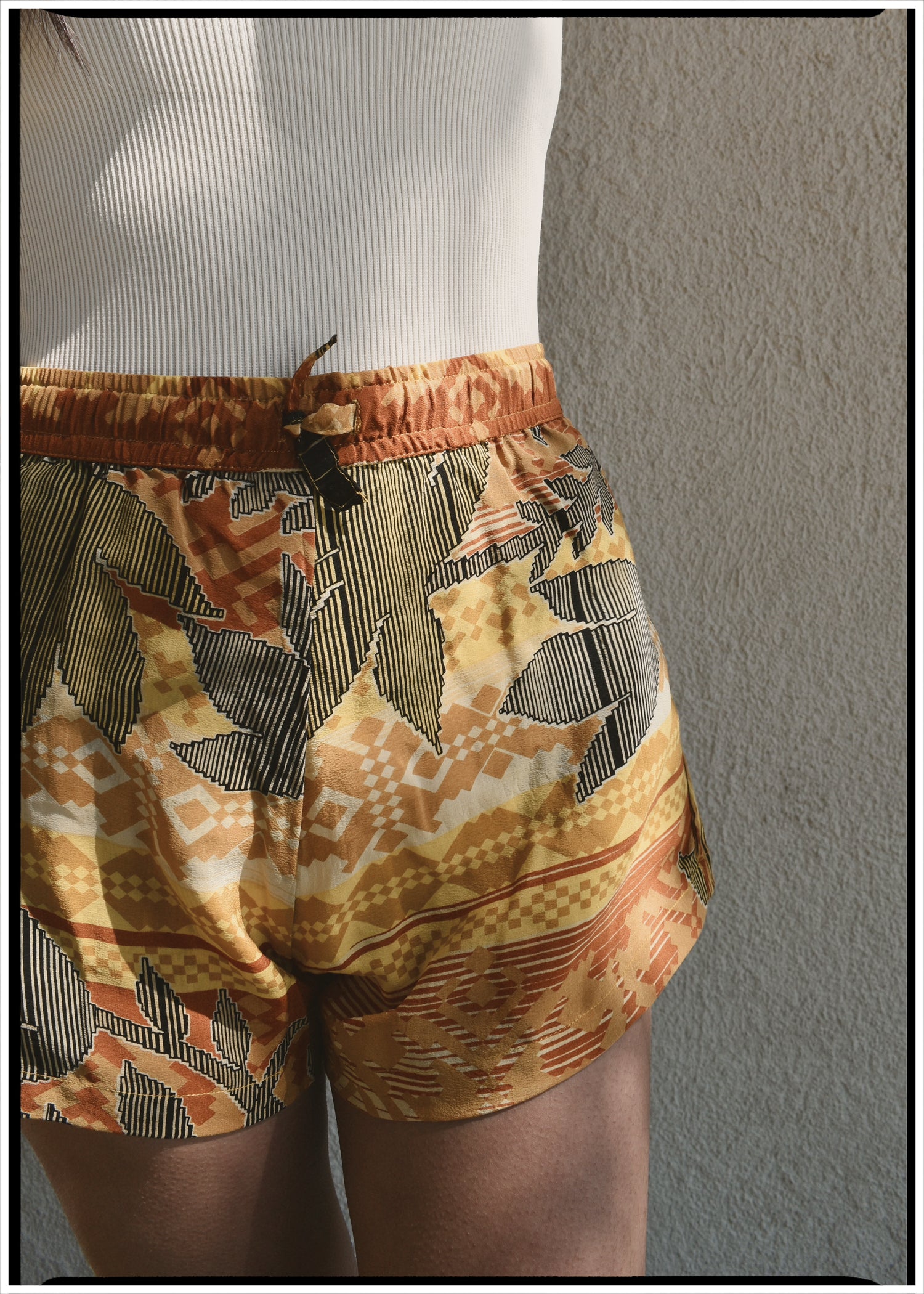 Fumaria Silk Shorts ~ Zinnia S