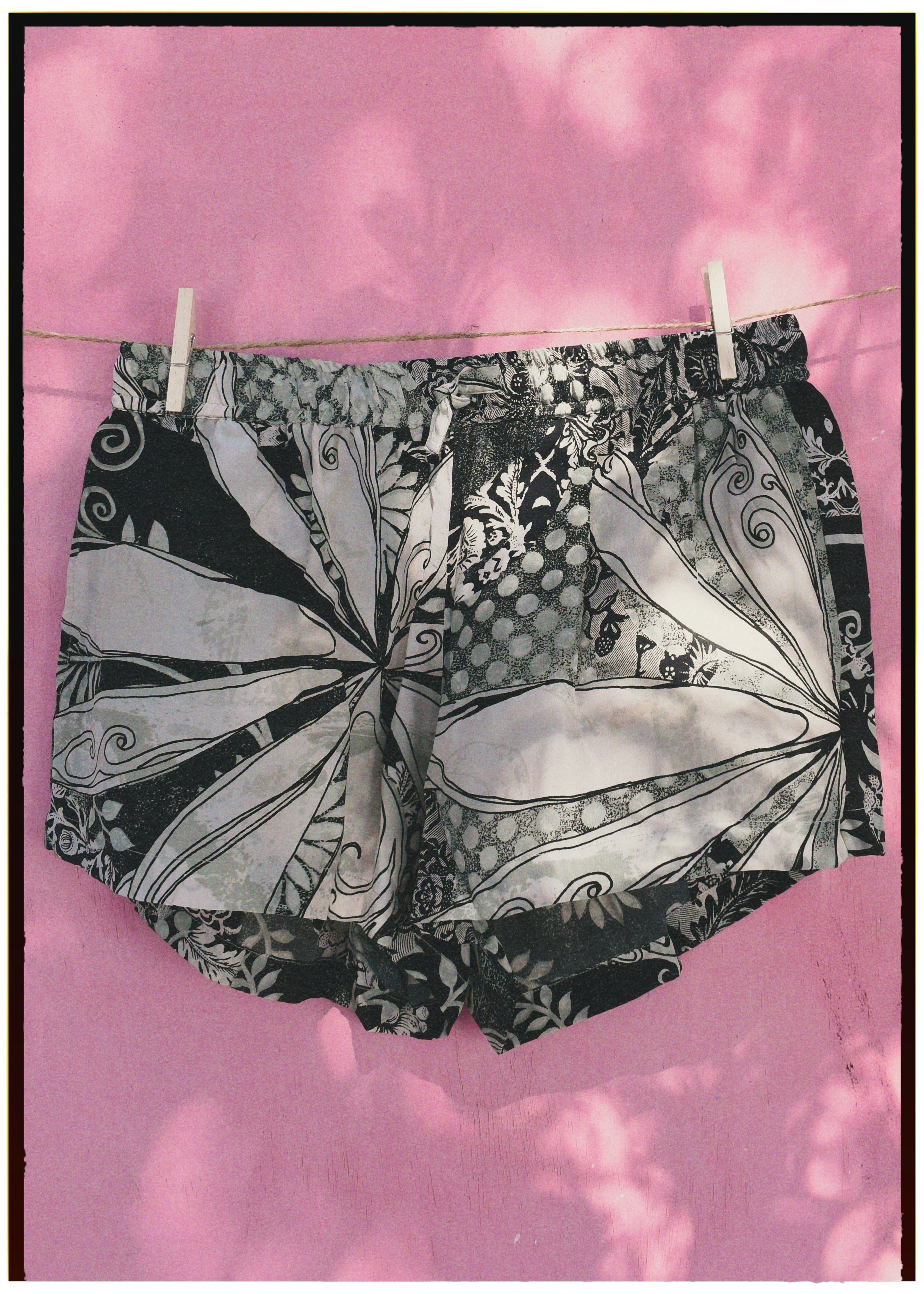 Fumaria Silk Shorts ~ Skylight L