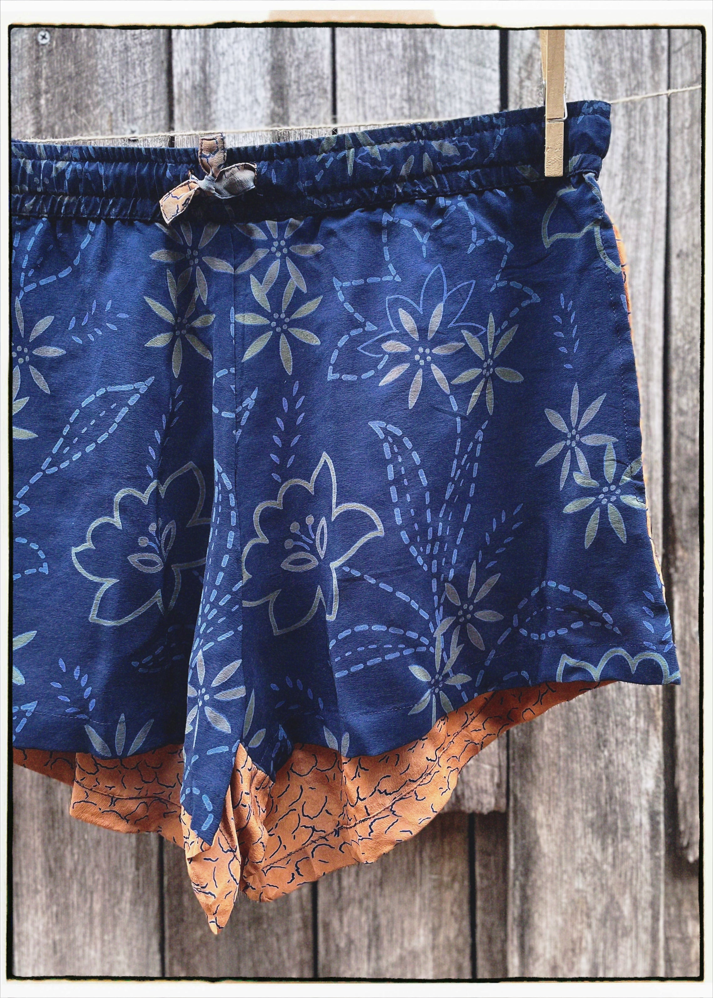 Fumaria Silk Shorts ~ Peachy S