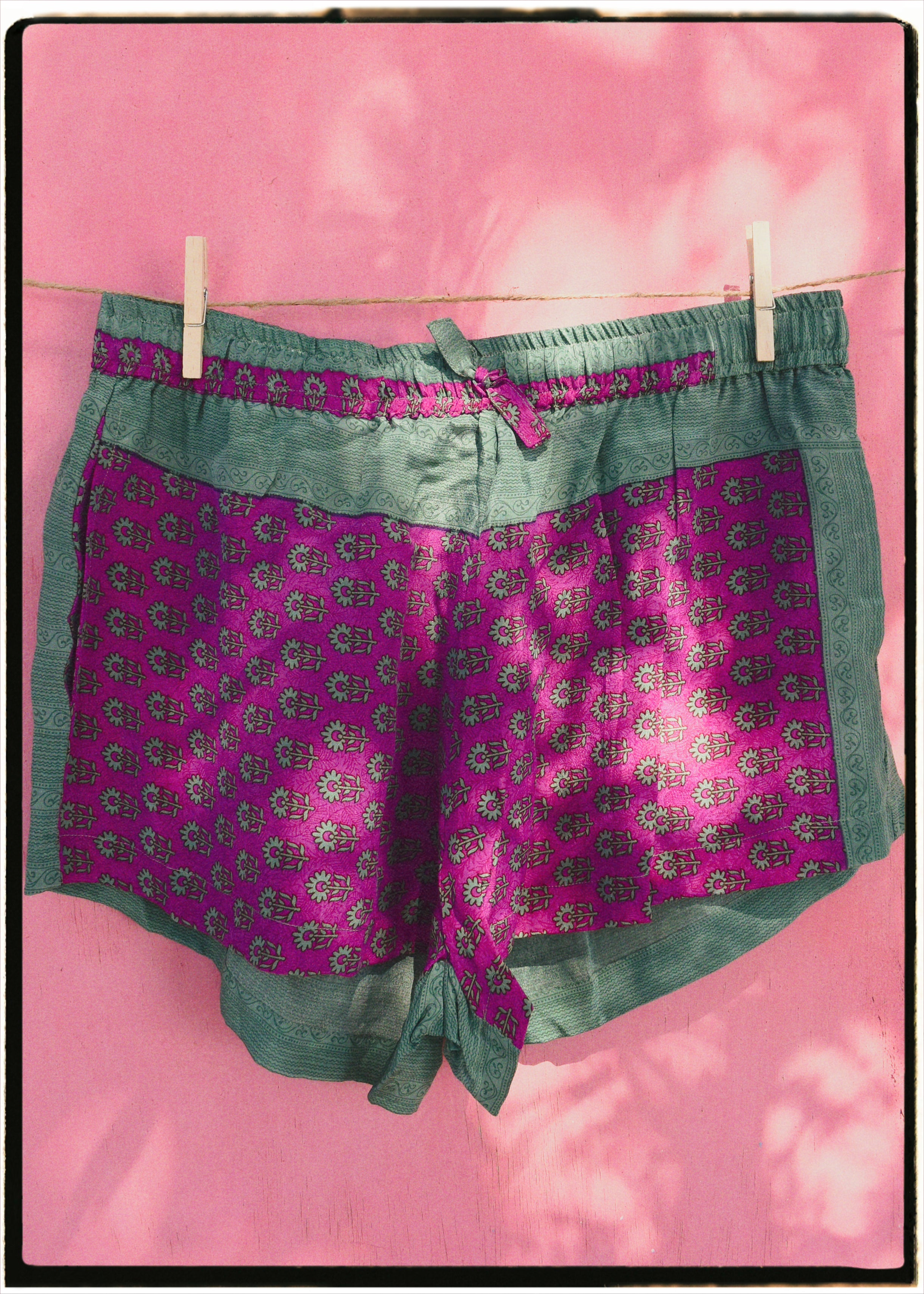 Fumaria Silk Shorts ~ Viva L