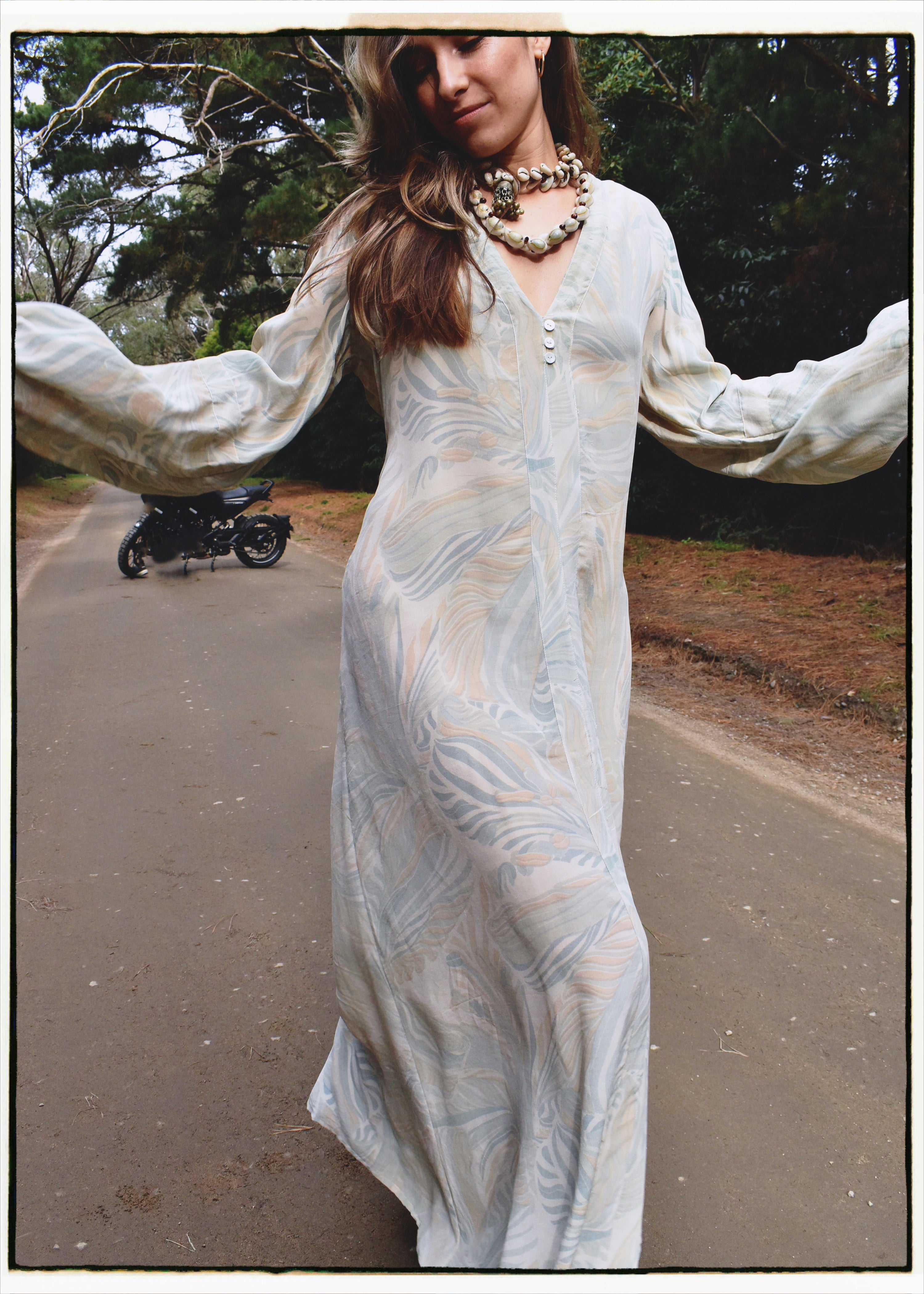 Zea Silk Crepe Kaftan Maxi Dress ~ Whispering XL
