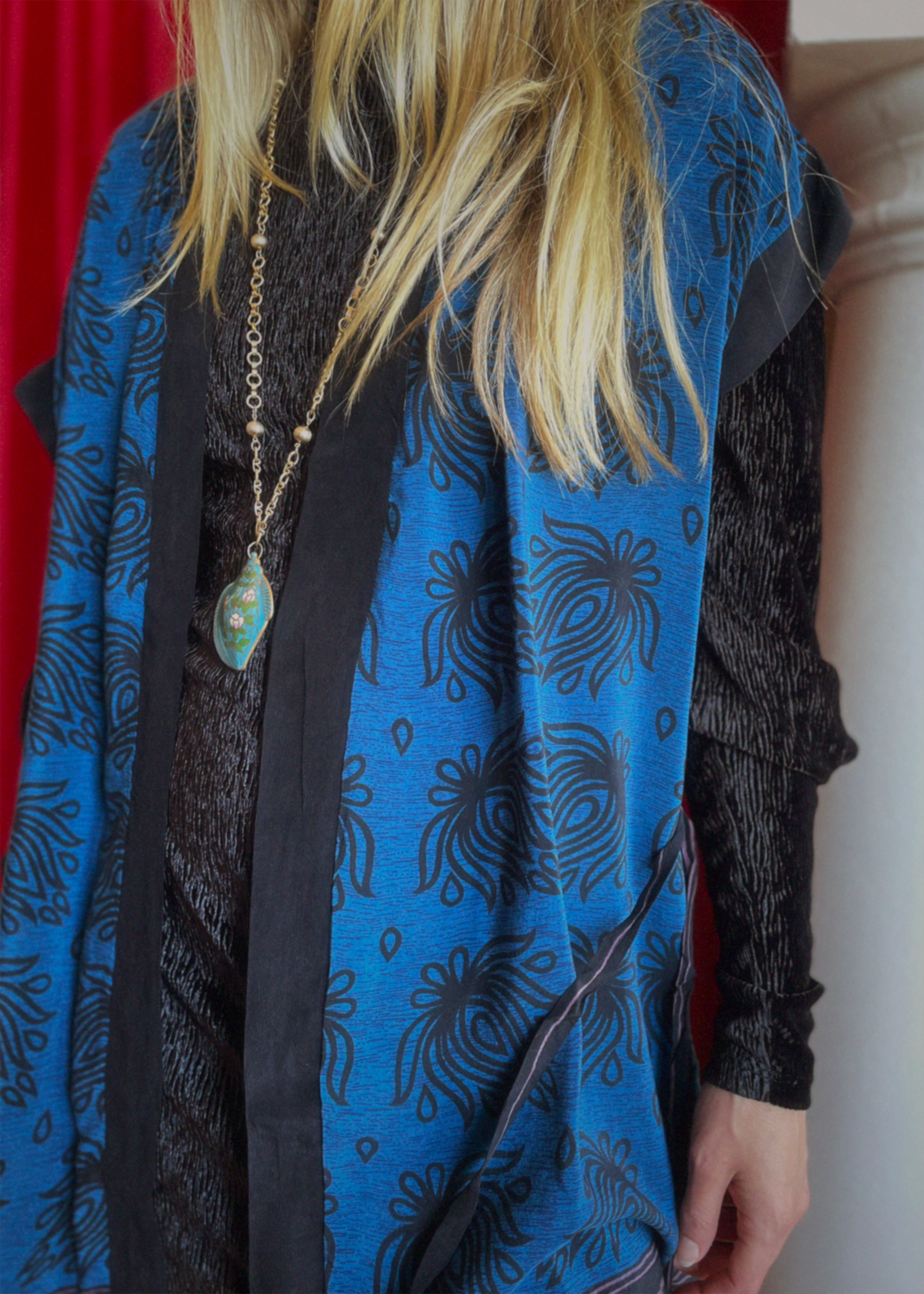 Pilea Silk Crepe Wrap Kimono Top ~ Savvy L/XL