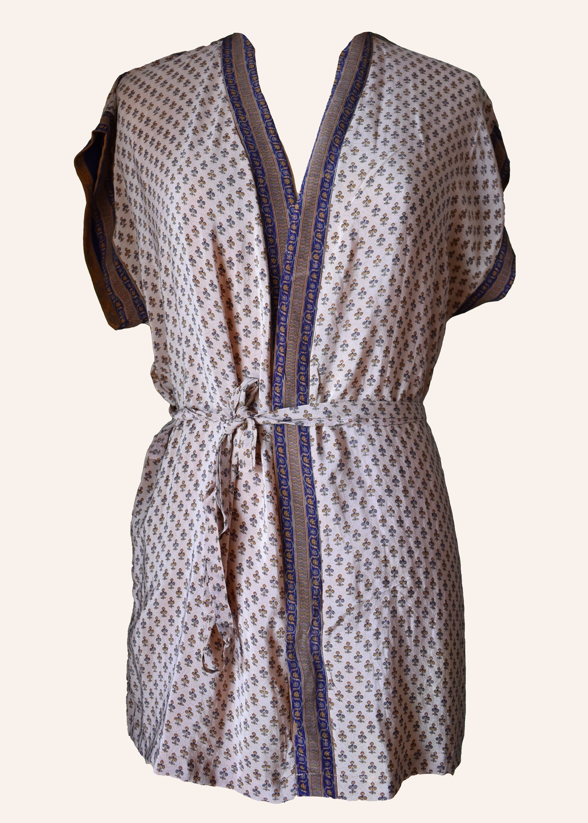 Pilea Silk Crepe Wrap Kimono Top ~ Angora S/M