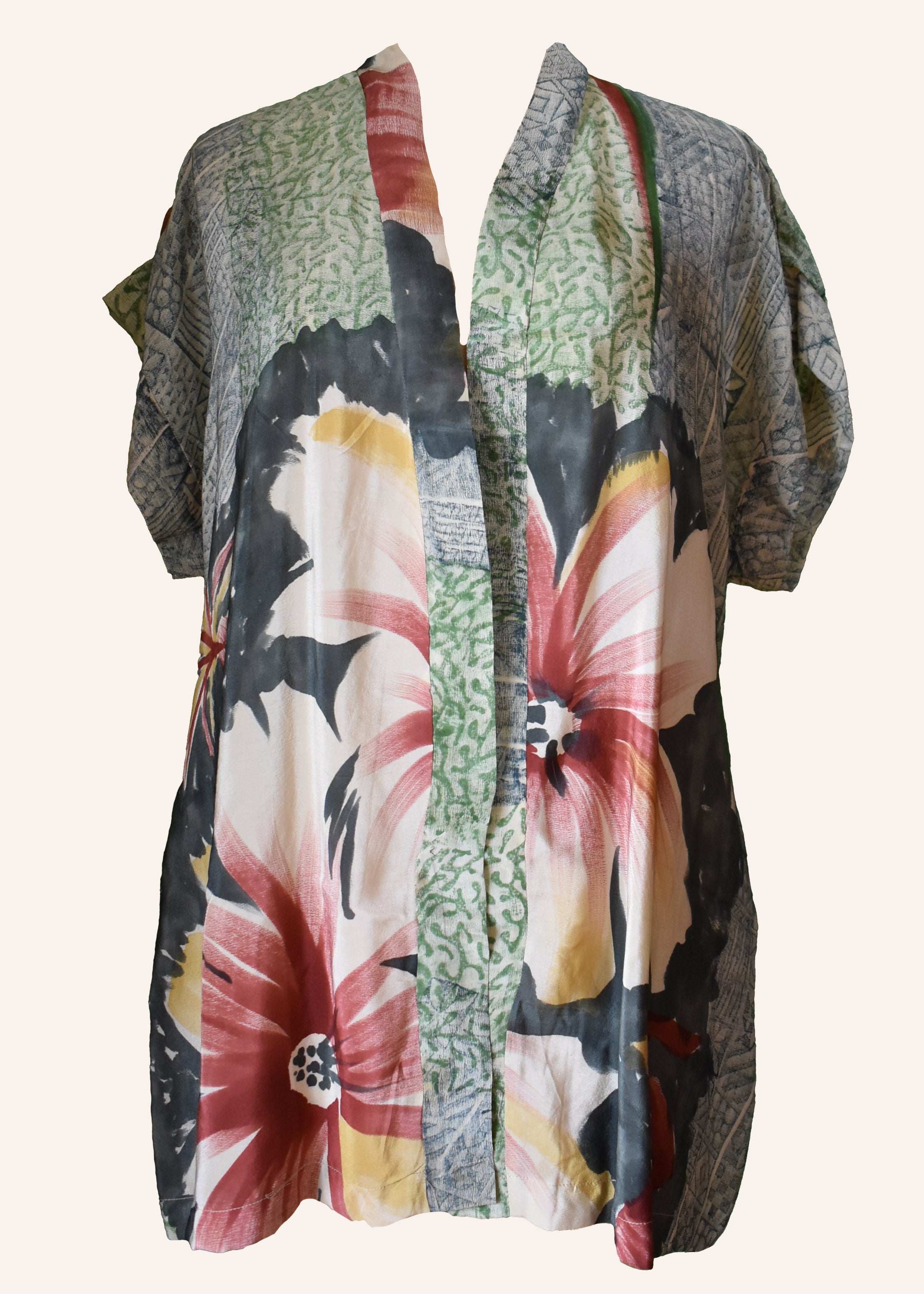 Pilea Silk Crepe Wrap Kimono Top ~ Papyrus L/XL