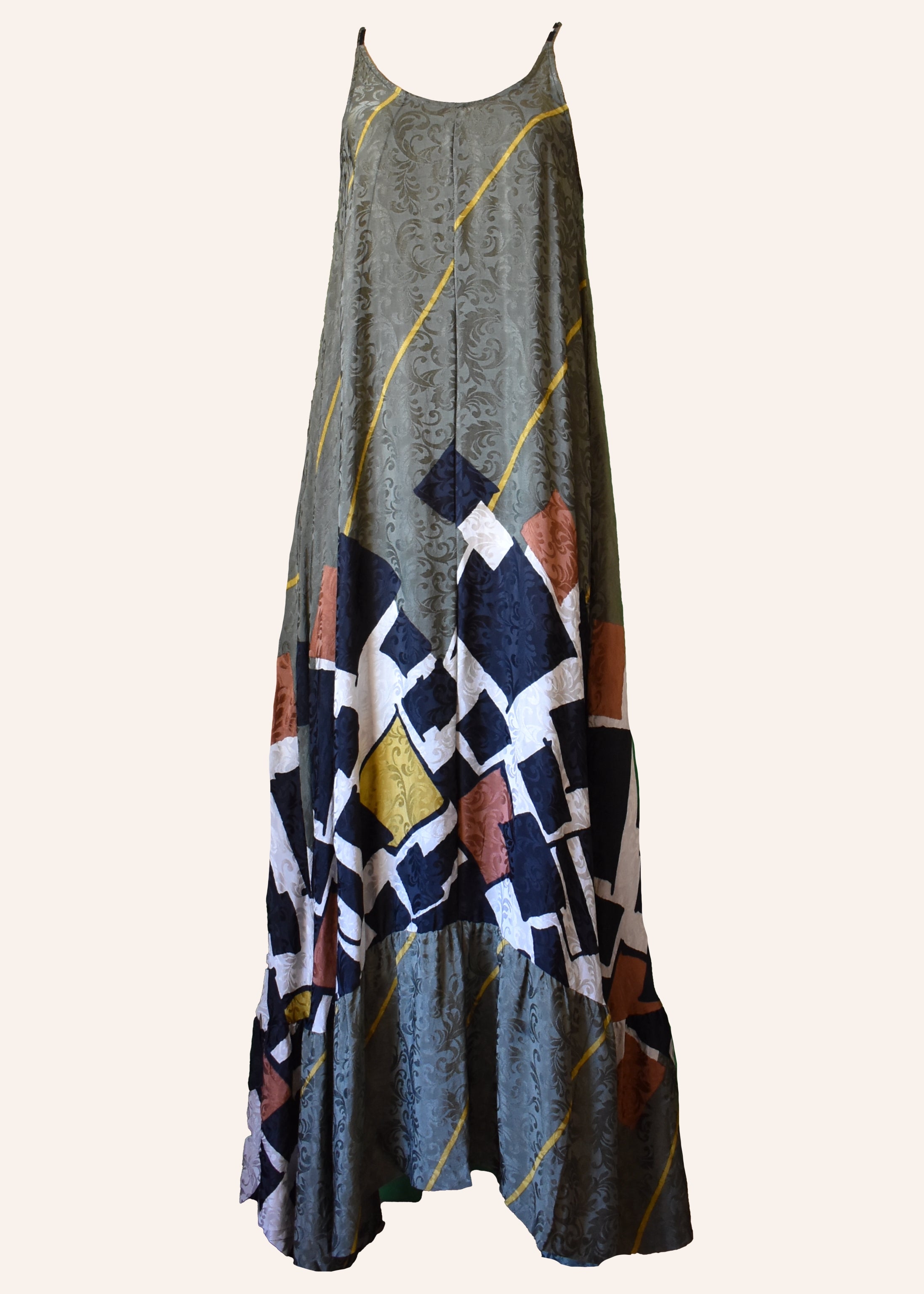 Eustoma Silk Crepe Swing Maxi Dress ~ Breen M