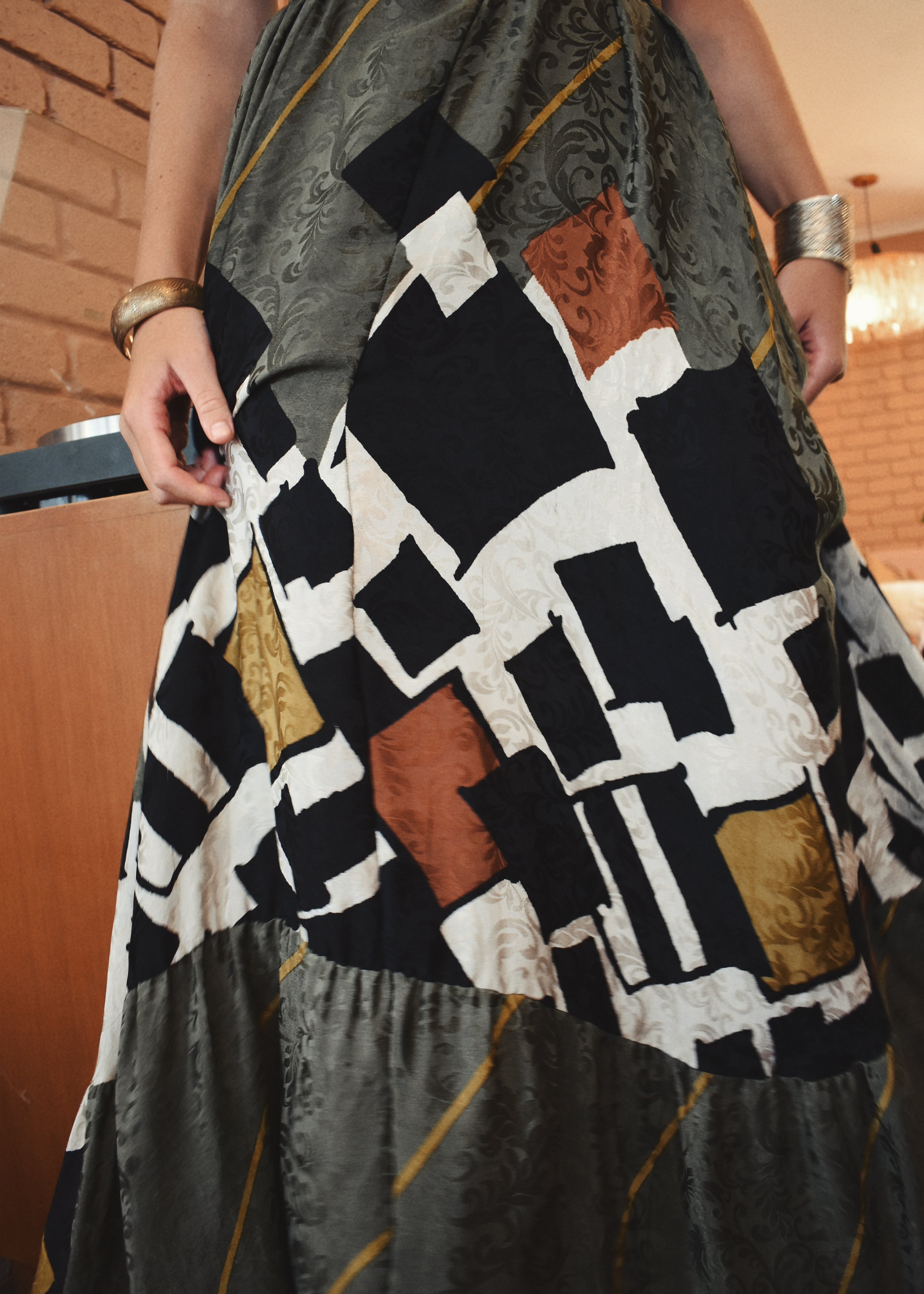 Eustoma Silk Crepe Swing Maxi Dress ~ Breen M