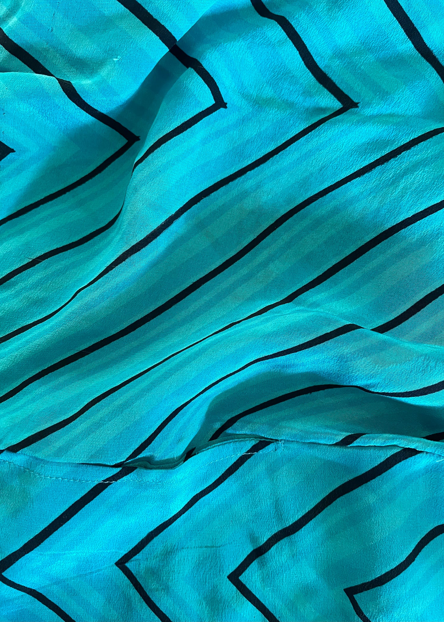 Fumaria Silk Shorts ~ Trellis L