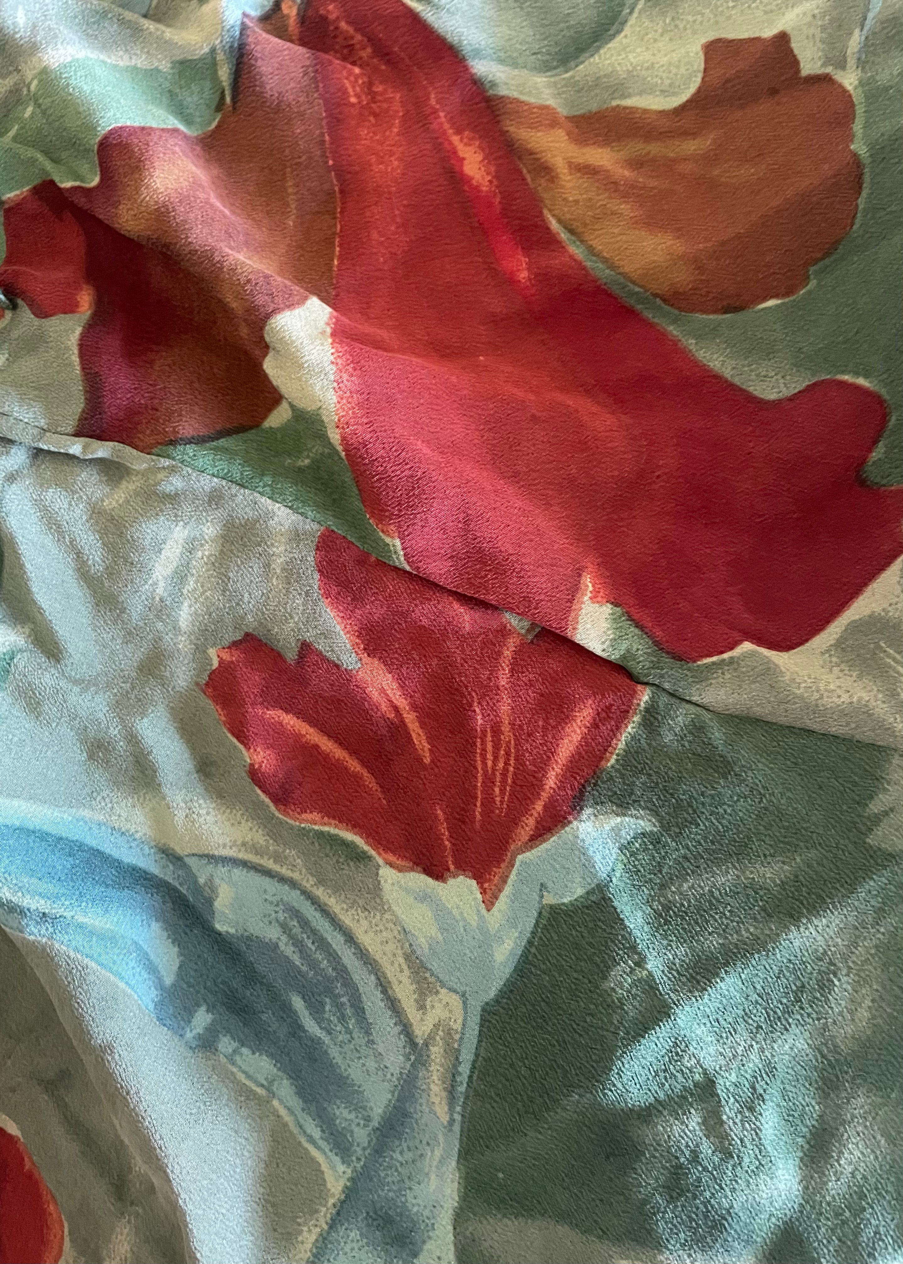 Fumaria Silk Shorts ~ Tapestry M