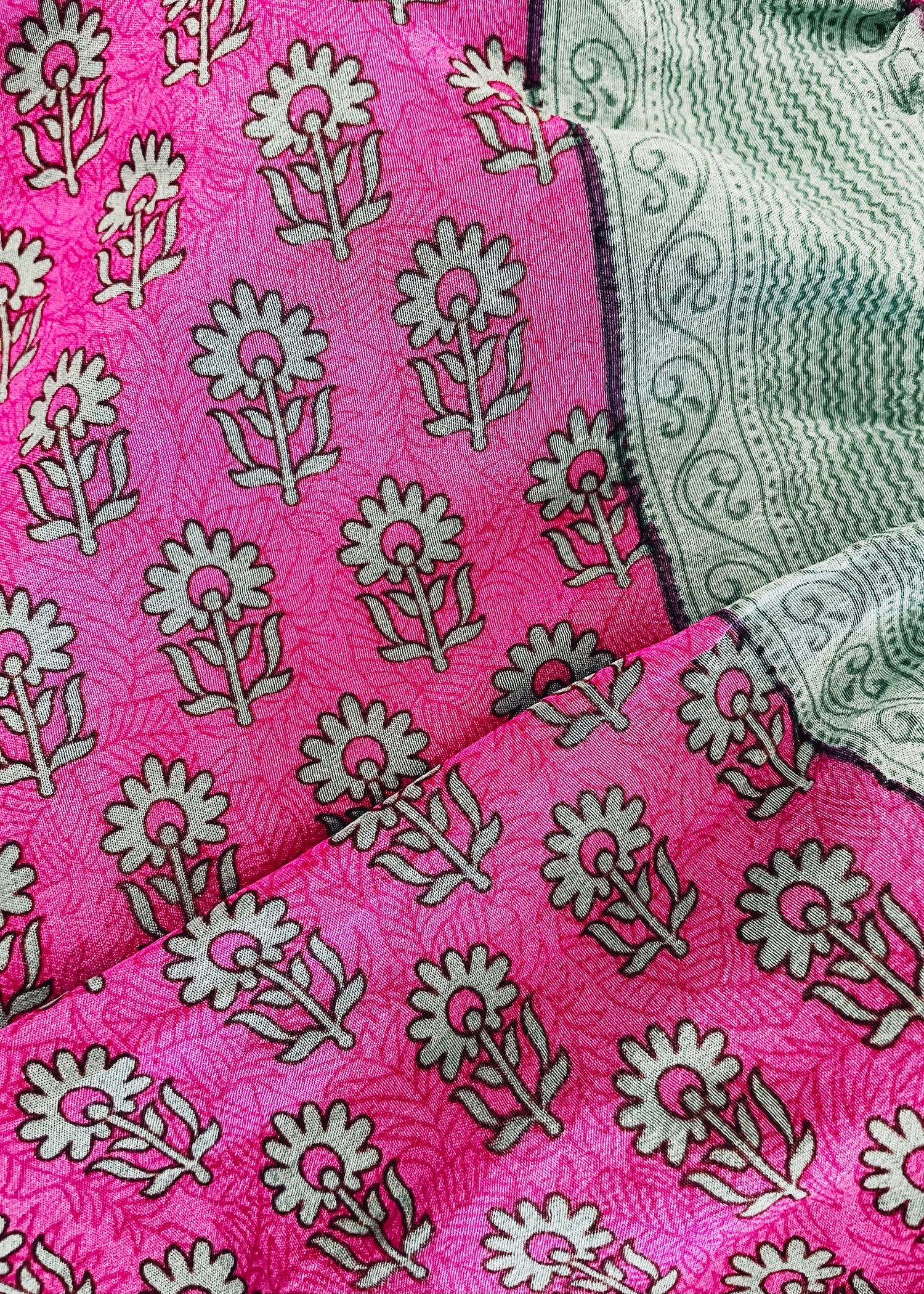 Fumaria Silk Shorts ~ Viva L