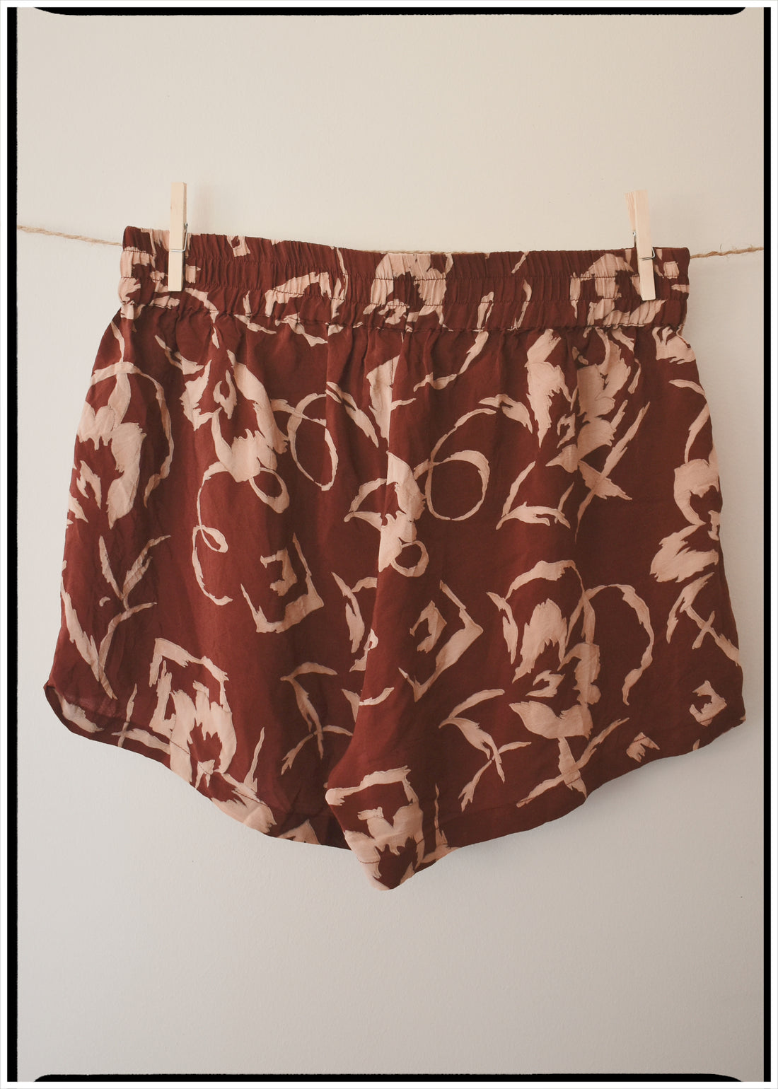 Fumaria Silk Shorts ~ Auburn S