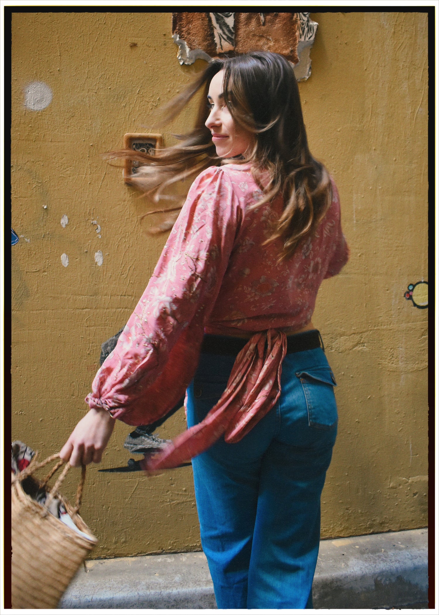 Hoya Silk Crepe Balloon Sleeve Wrap Top ~ Musk M