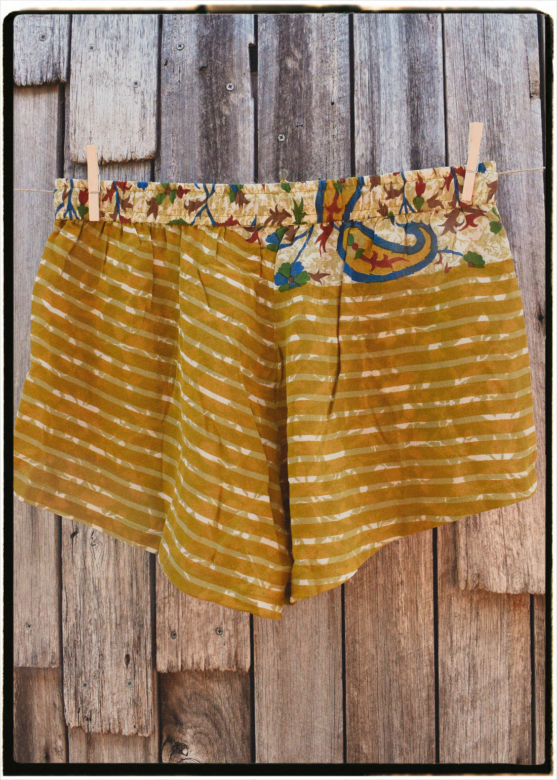 Fumaria Silk Shorts ~ Sunburn XL