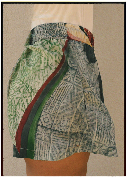 Fumaria Silk Shorts ~ Papyrus XS