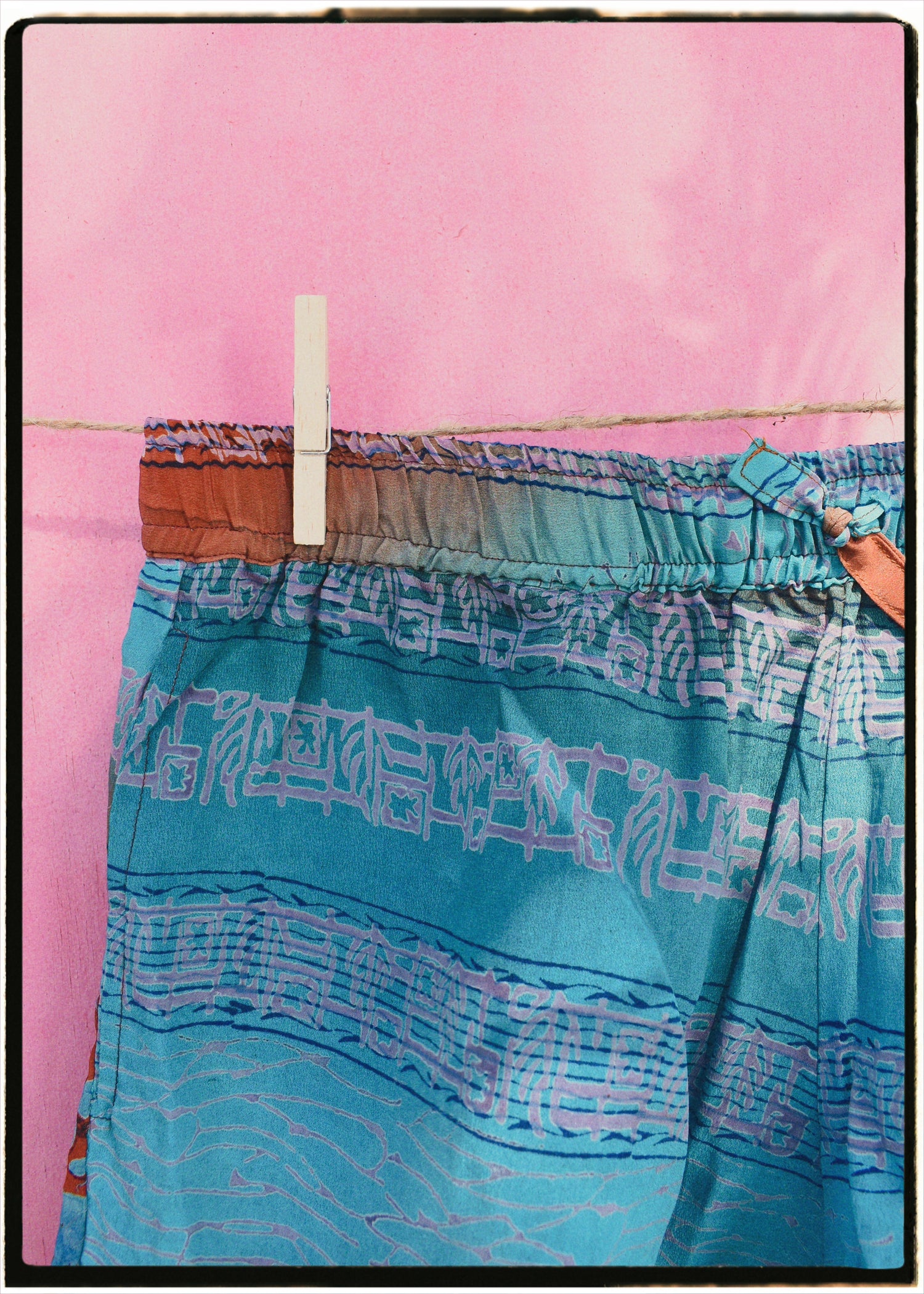 Fumaria Silk Shorts ~ Rust L