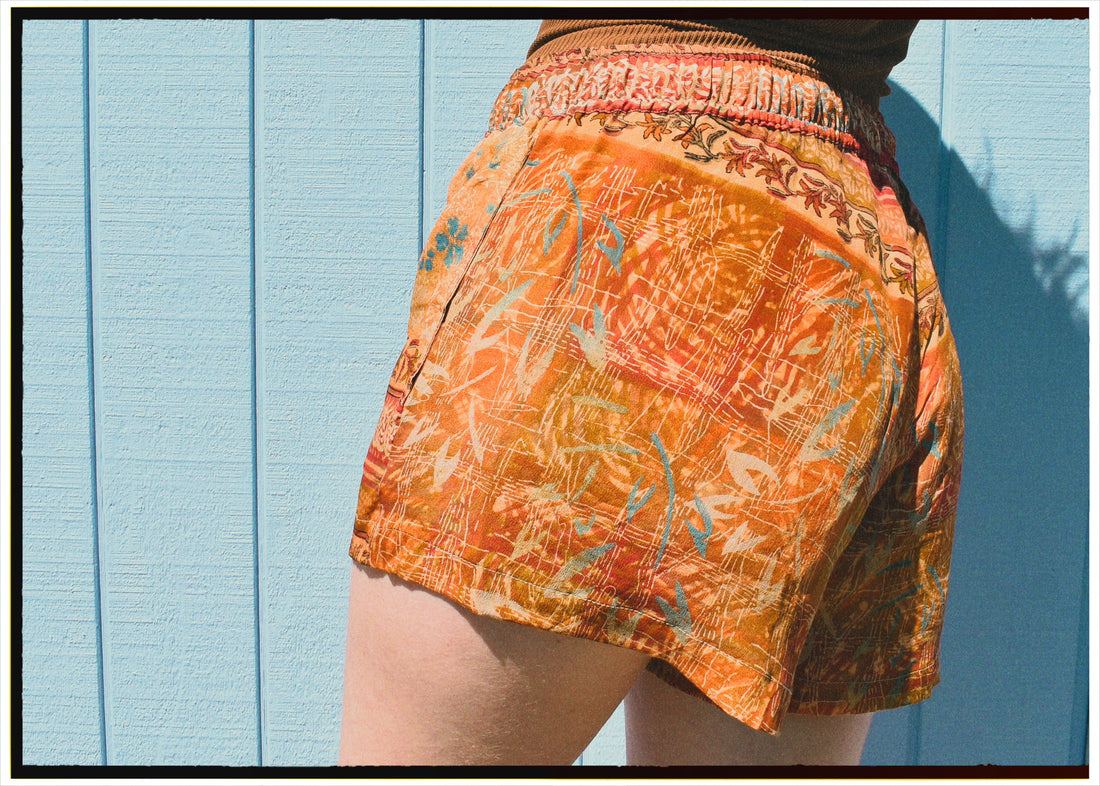 Fumaria Silk Shorts ~ Harvest S
