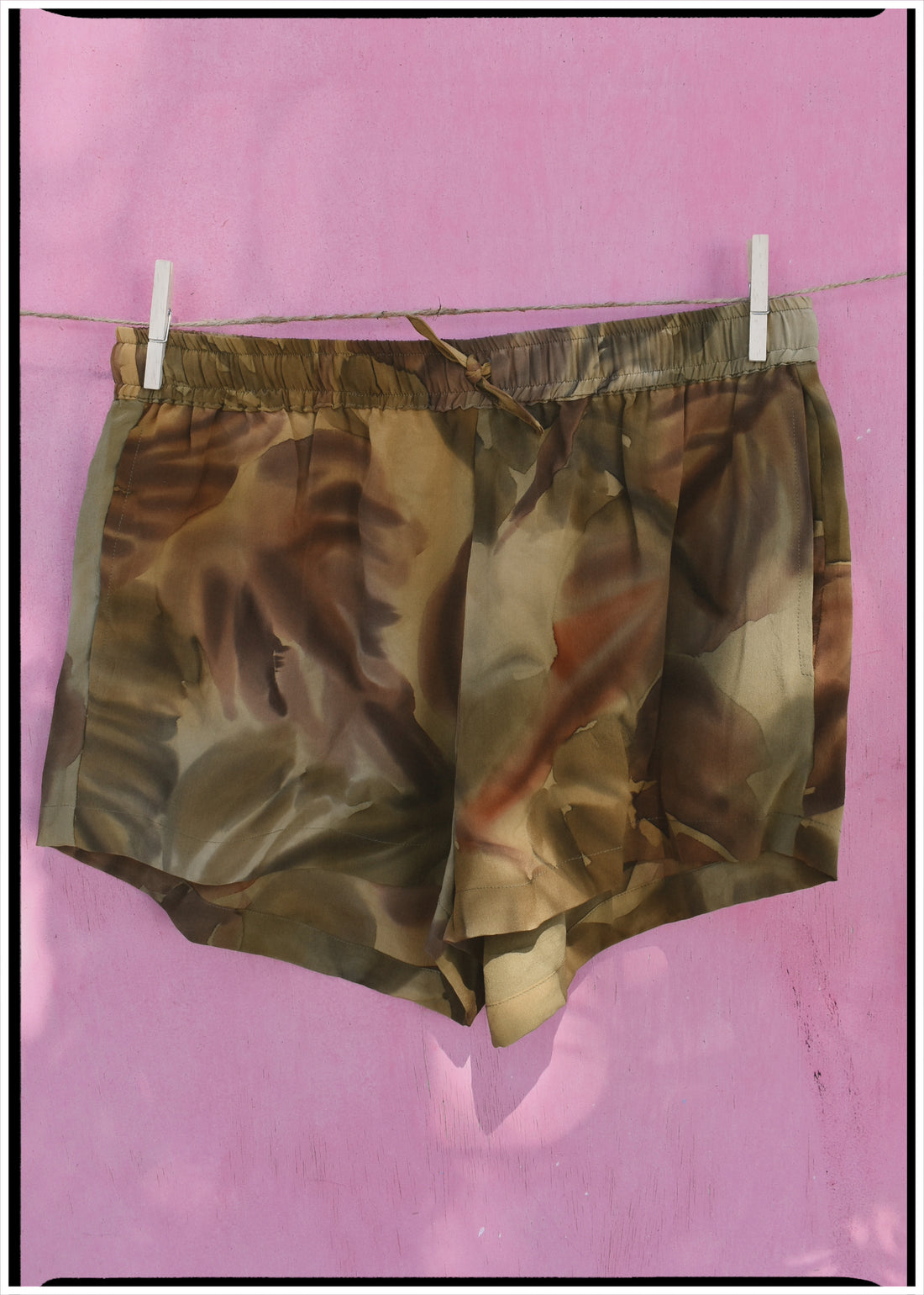 Fumaria Silk Shorts ~ Aloe M