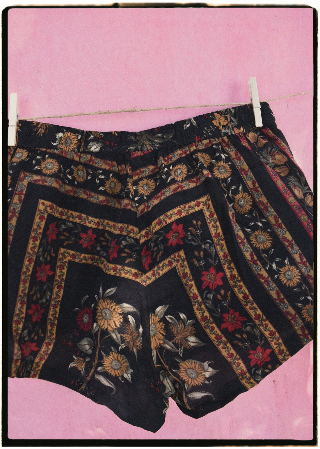 Fumaria Silk Shorts ~ Periscope M
