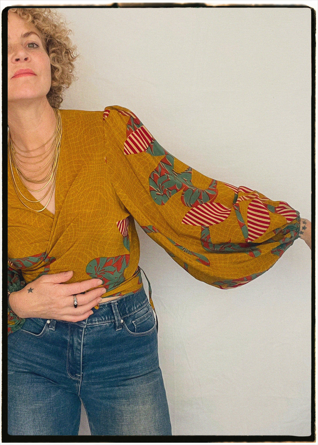 Hoya Silk Crepe Balloon Sleeve Wrap Top ~ Inca XL