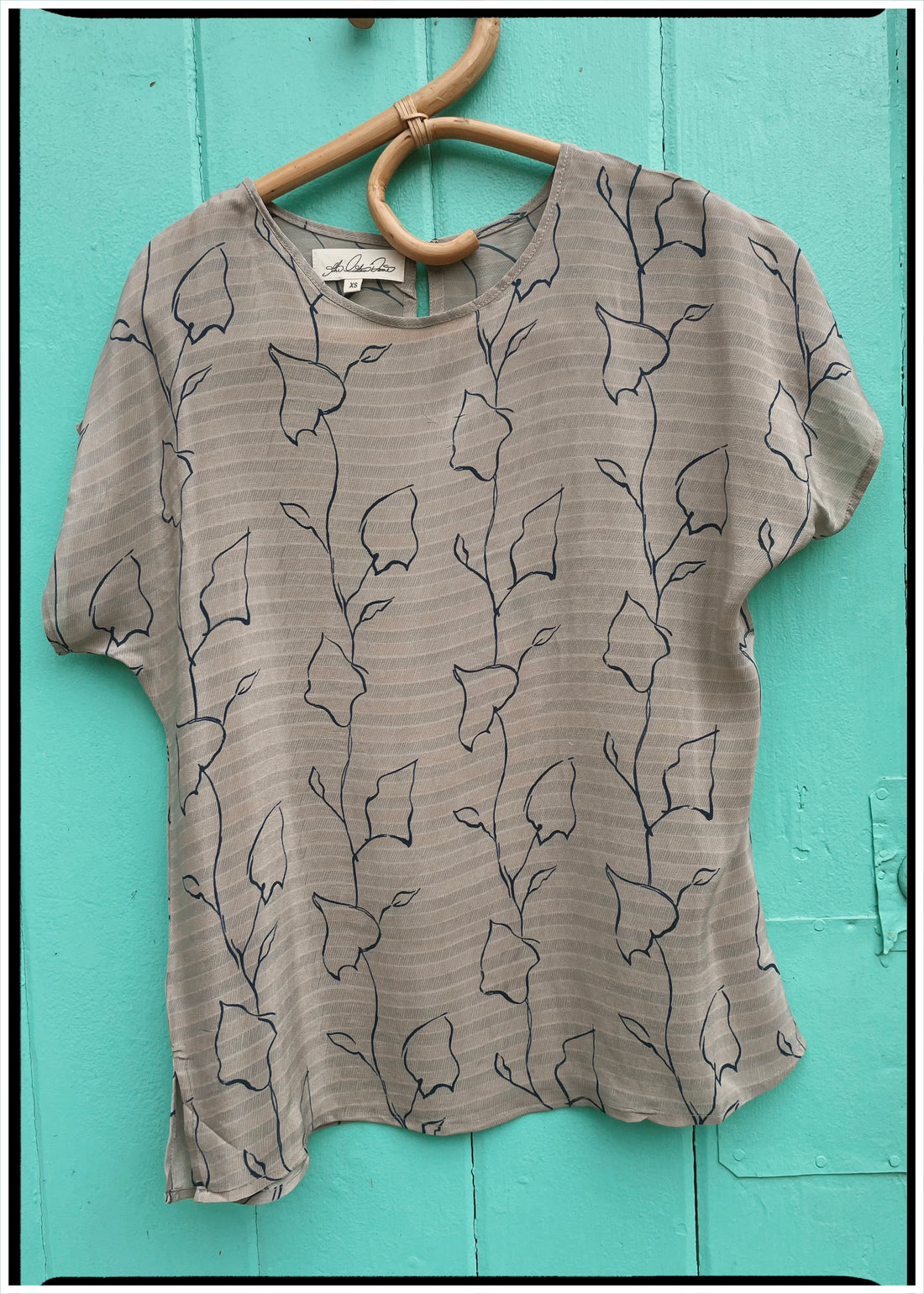 Viola Silk Crepe T-Shirt ~ Saigon XS