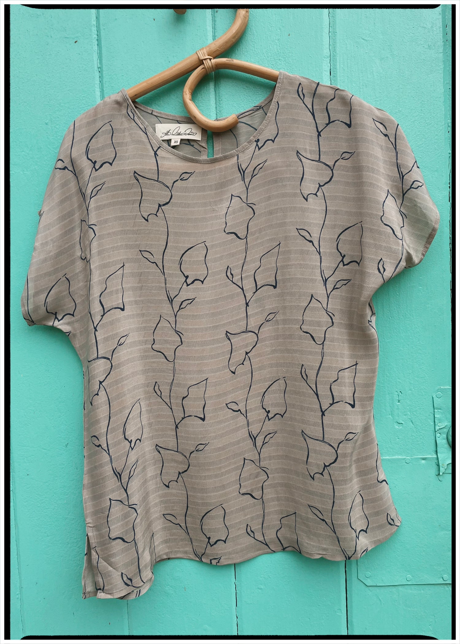 Viola Silk Crepe T-Shirt ~ Saigon XS