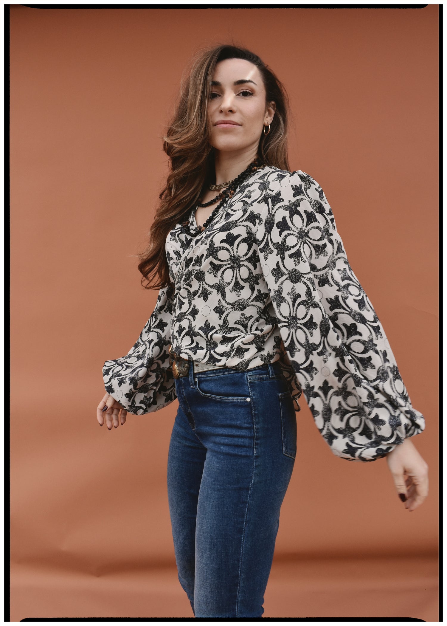 Hoya Silk Crepe Balloon Sleeve Wrap Top ~ Monochrome L