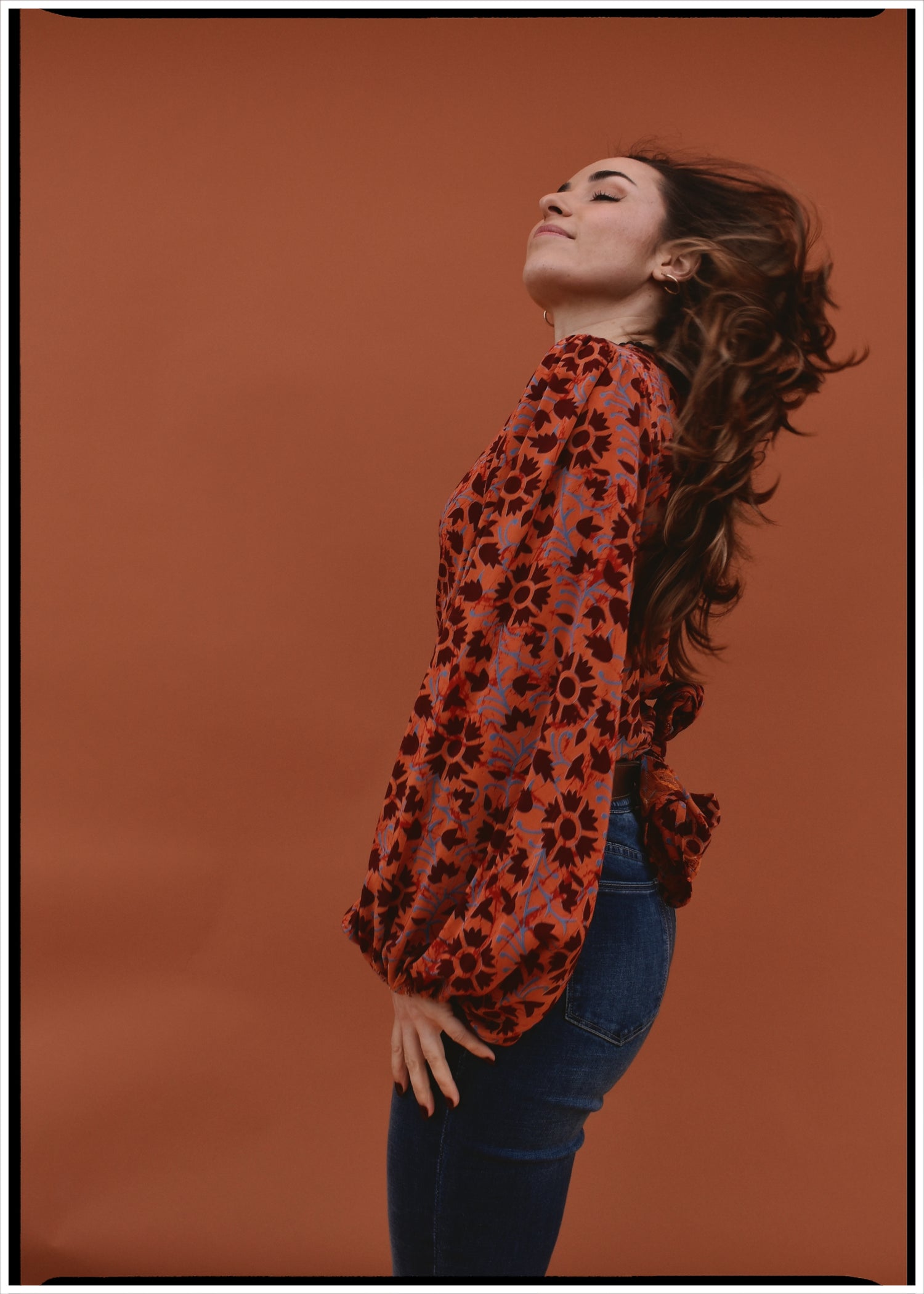 Hoya Silk Crepe Balloon Sleeve Wrap Top ~ Cayenne XL