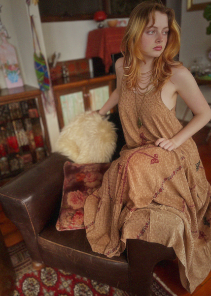 Eustoma Silk Crepe Swing Maxi Dress ~ Mallow M