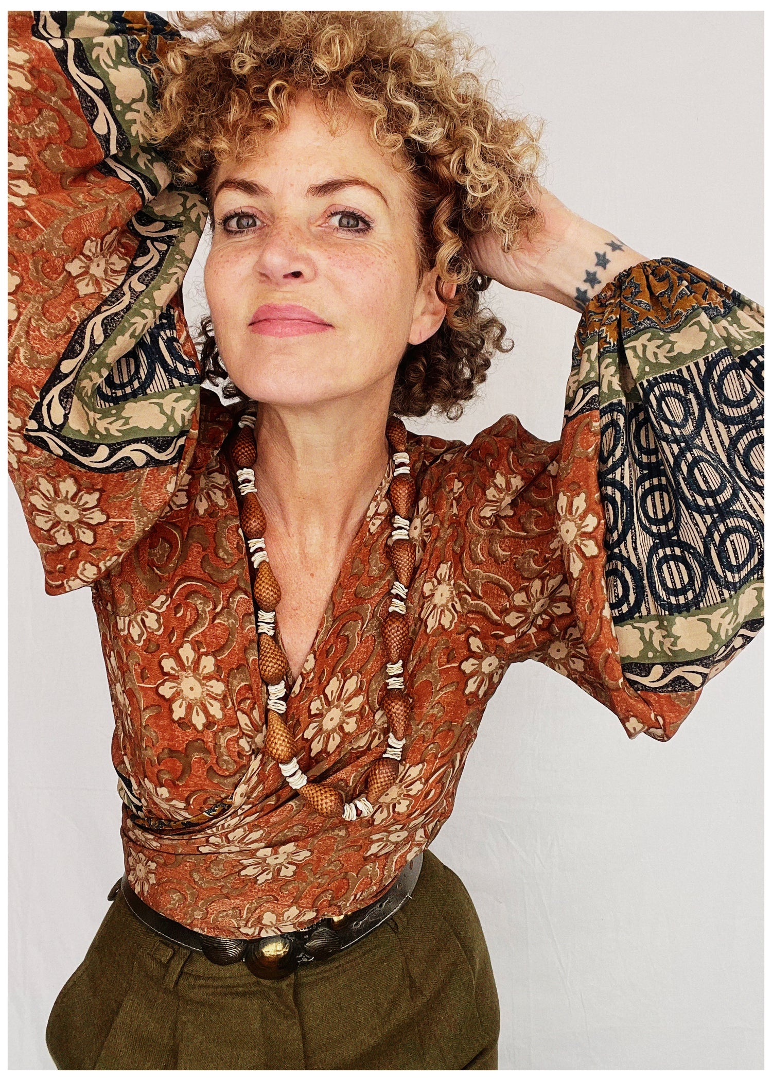 Hoya Silk Crepe Balloon Sleeve Wrap Top ~ Umber S