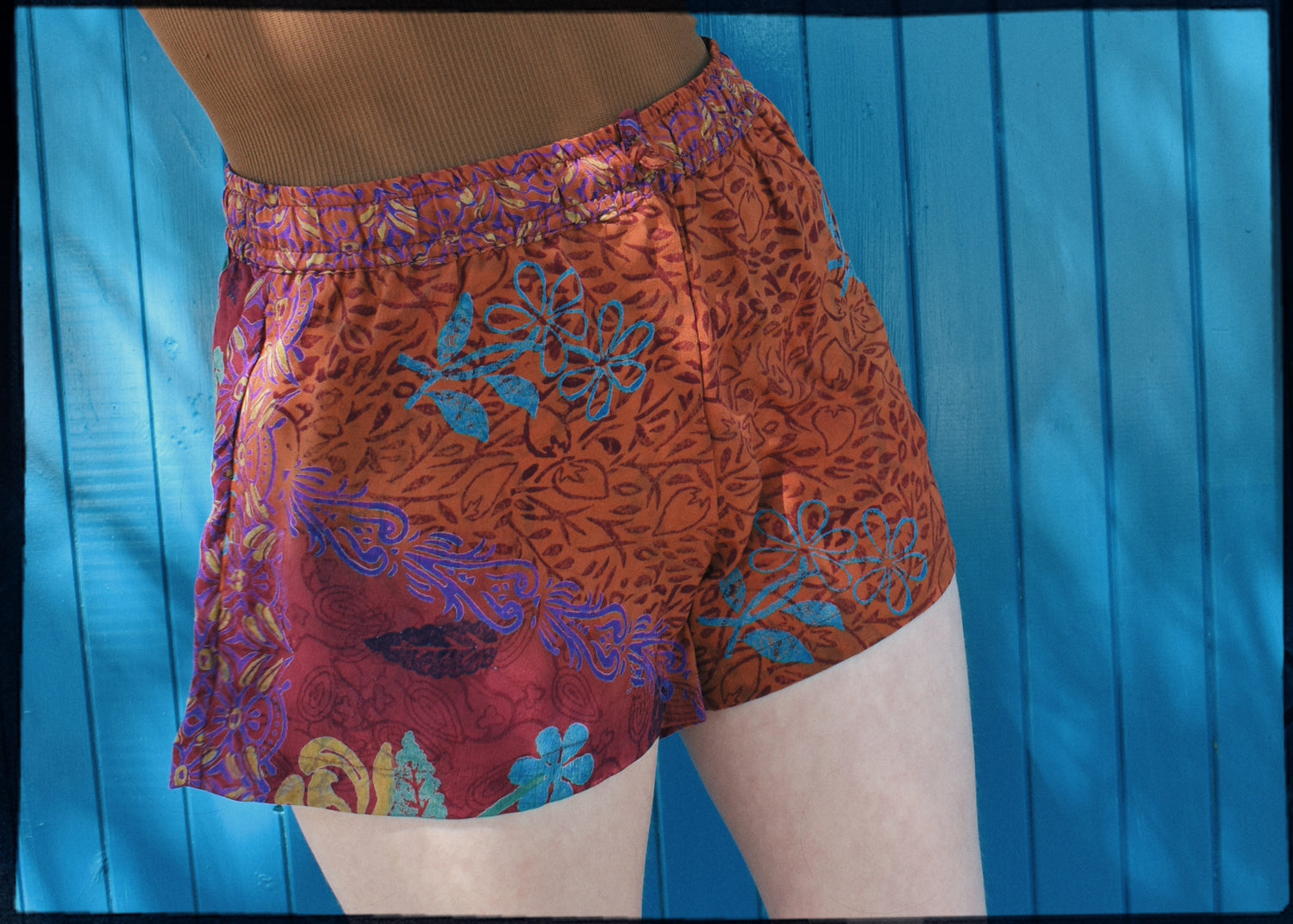 Fumaria Silk Shorts ~ Ribbon S