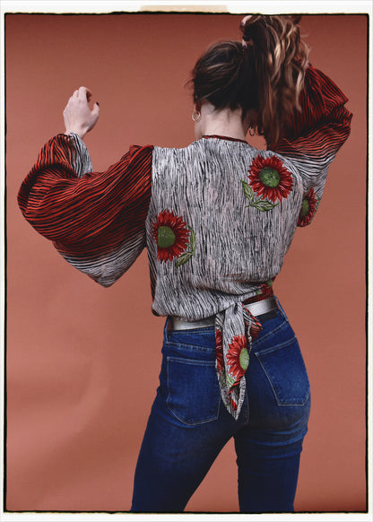 Hoya Silk Crepe Balloon Sleeve Wrap Top ~ Retro L