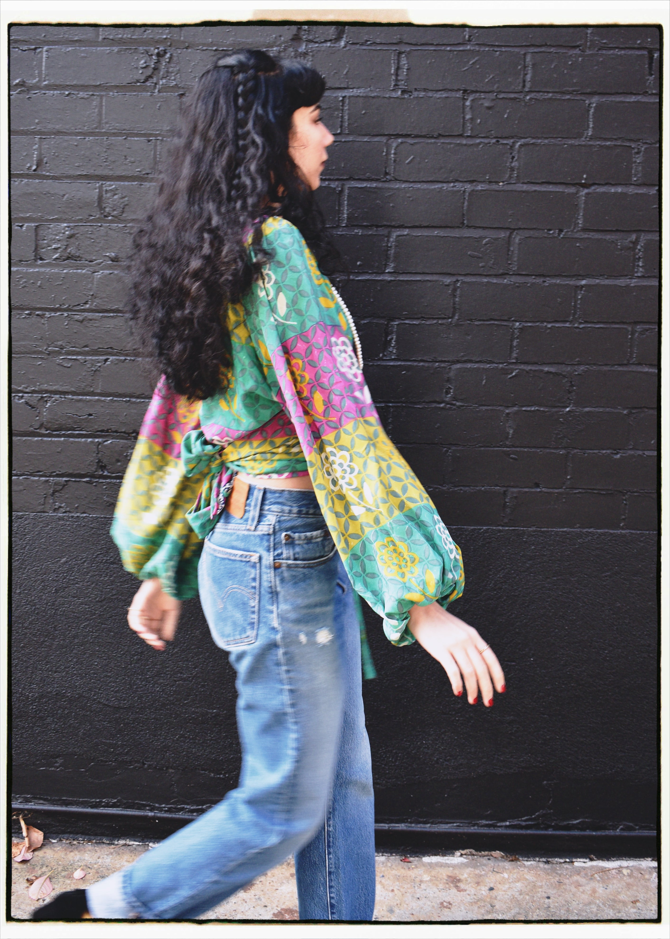Hoya Silk Crepe Balloon Sleeve Wrap Top ~ Candy XS
