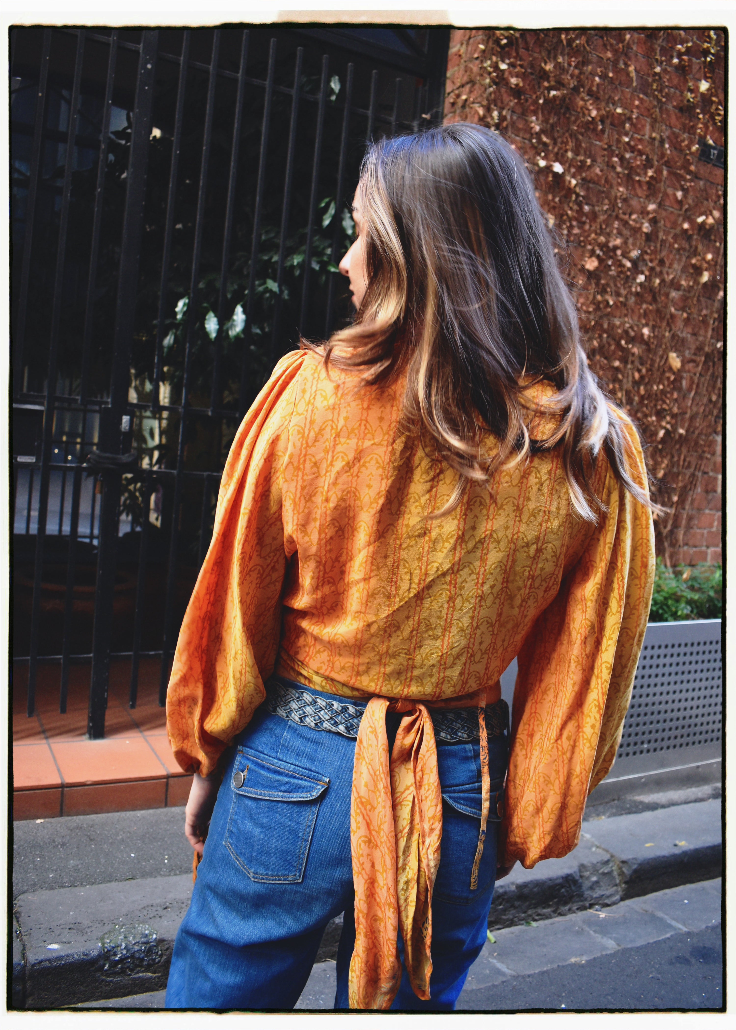 Hoya Silk Crepe Balloon Sleeve Wrap Top ~ Papaya M