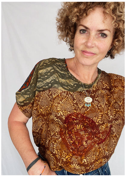 Viola Silk Crepe T-Shirt ~ Batik XL