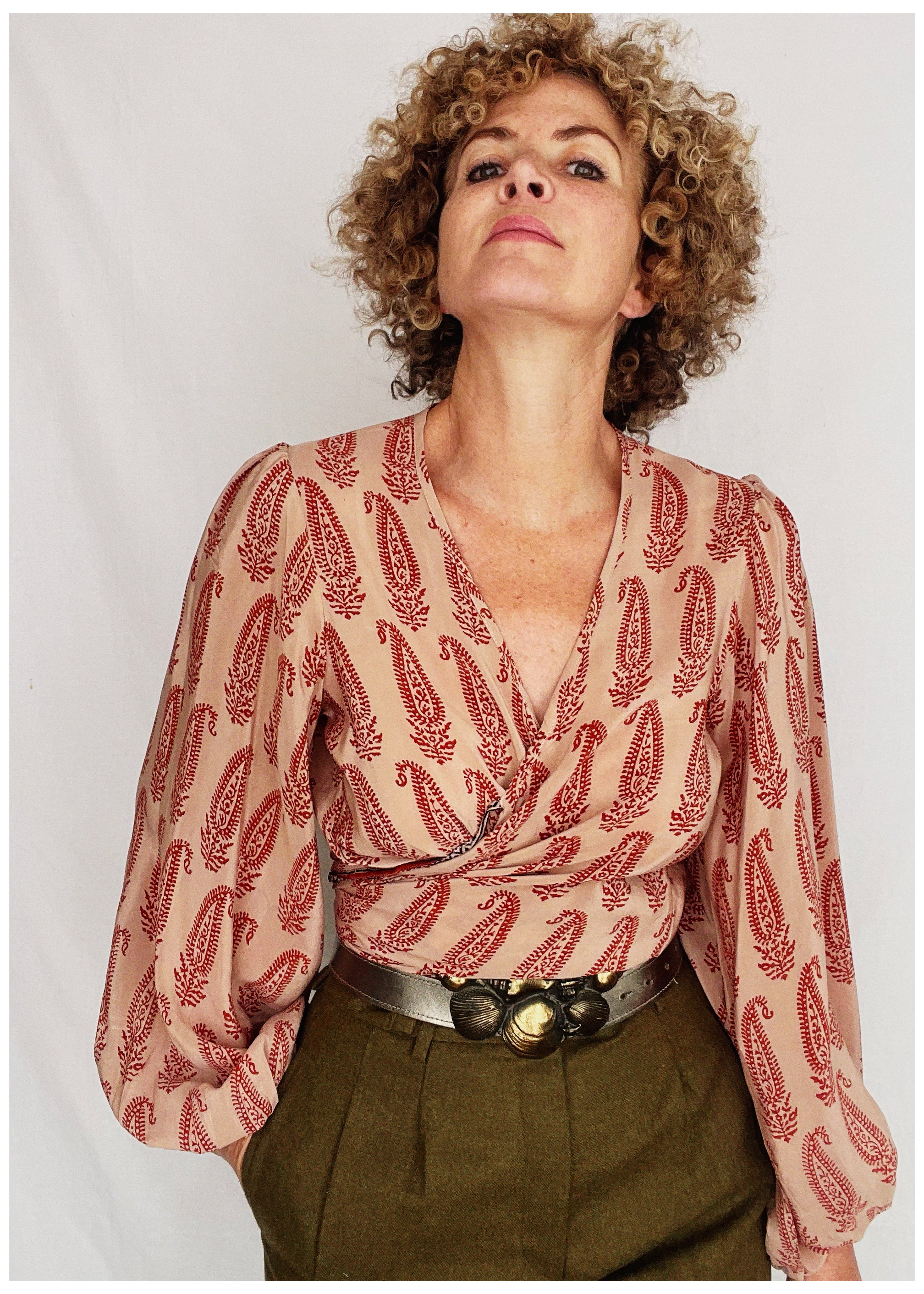 Hoya Silk Crepe Balloon Sleeve Wrap Top ~ Potpourri S