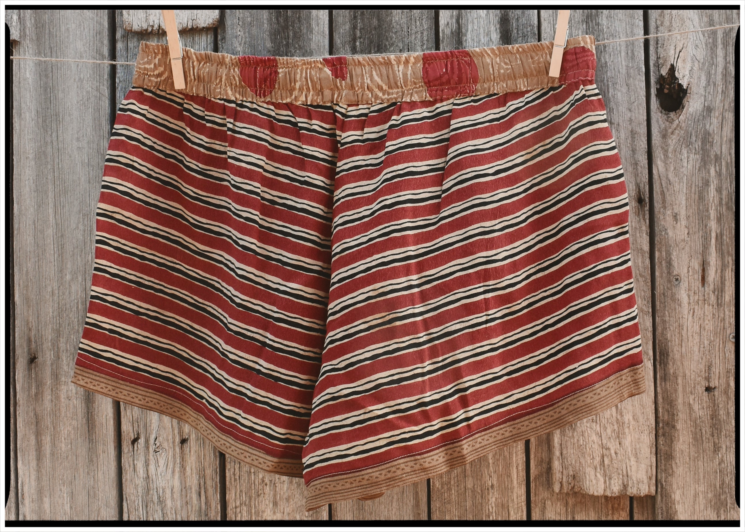 Fumaria Silk Shorts ~ Arabian XL