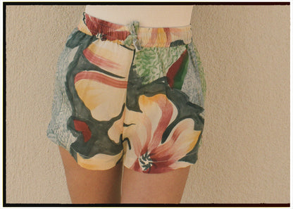 Fumaria Silk Shorts ~ Papyrus XS