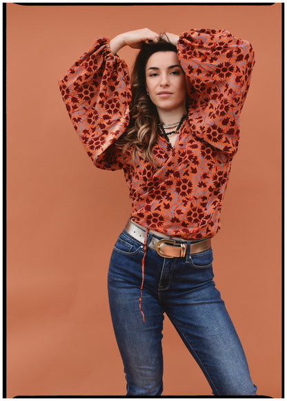 Hoya Silk Crepe Balloon Sleeve Wrap Top ~ Cayenne XL
