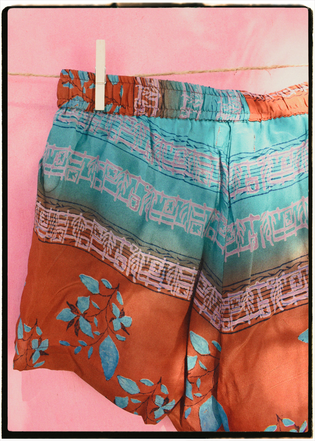 Fumaria Silk Shorts ~ Rust L