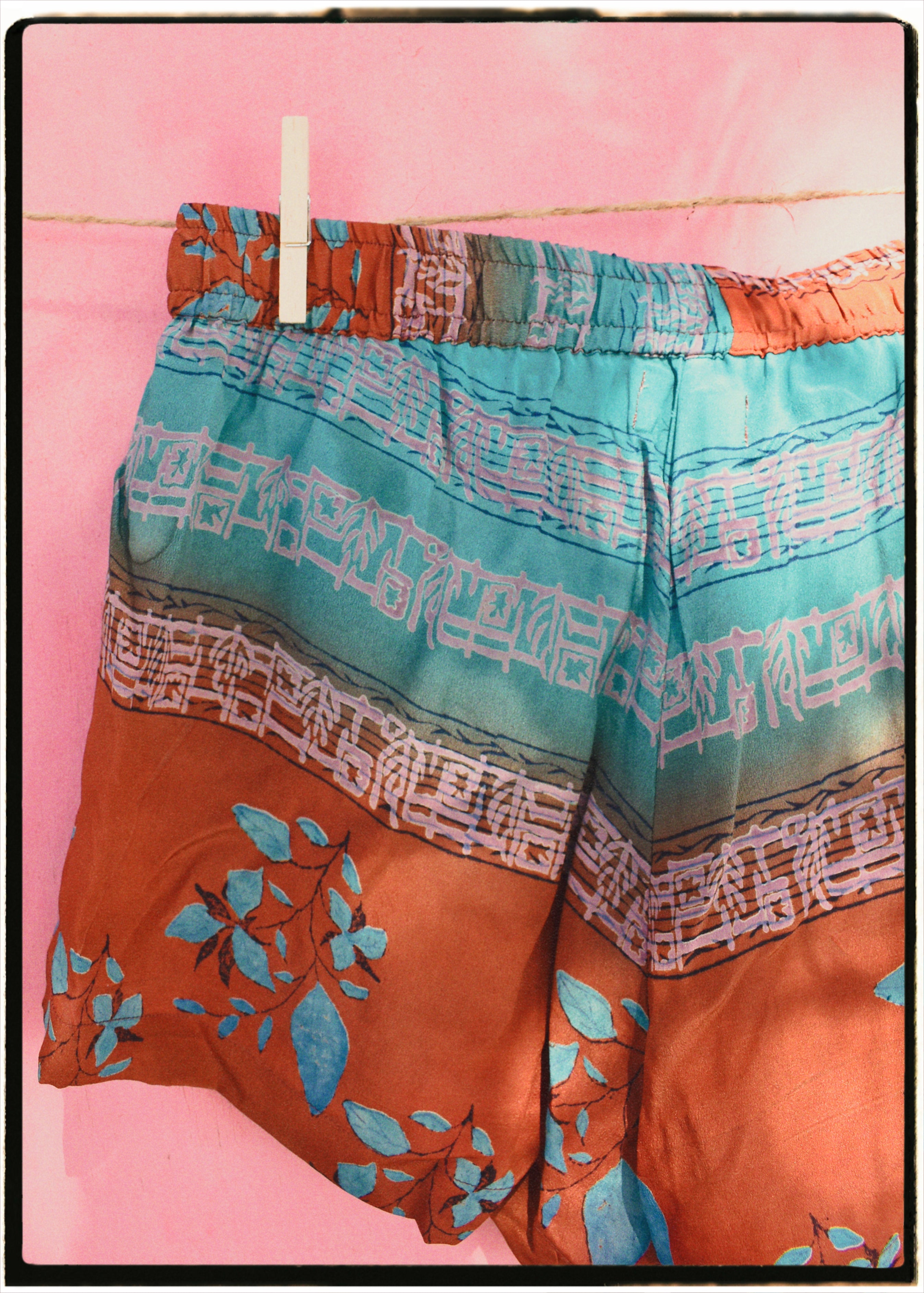 Fumaria Silk Shorts ~ Rust L